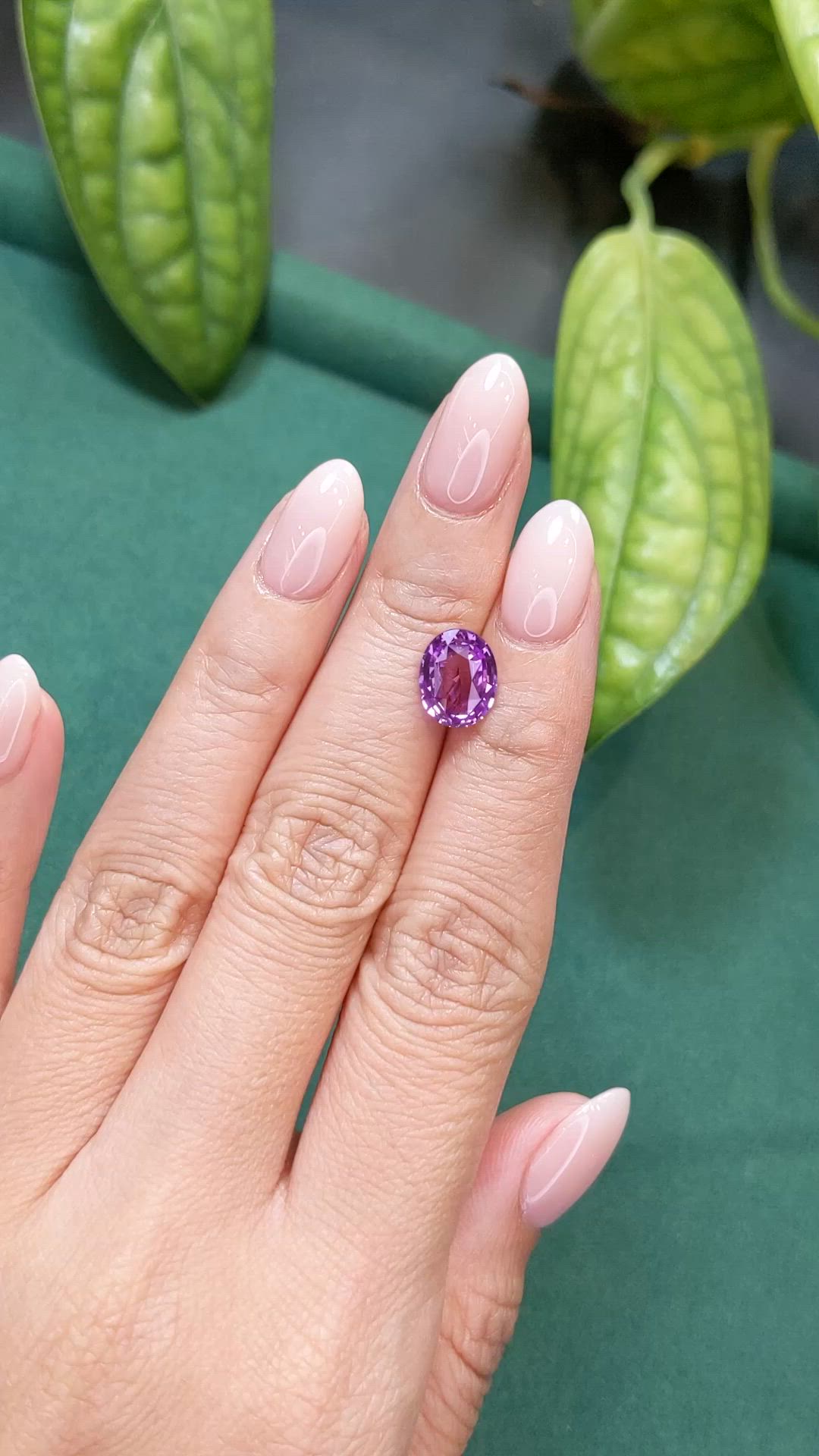 3.01 Ct. Purplish Pink Sapphire from Ceylon (Sri Lanka) Size Video