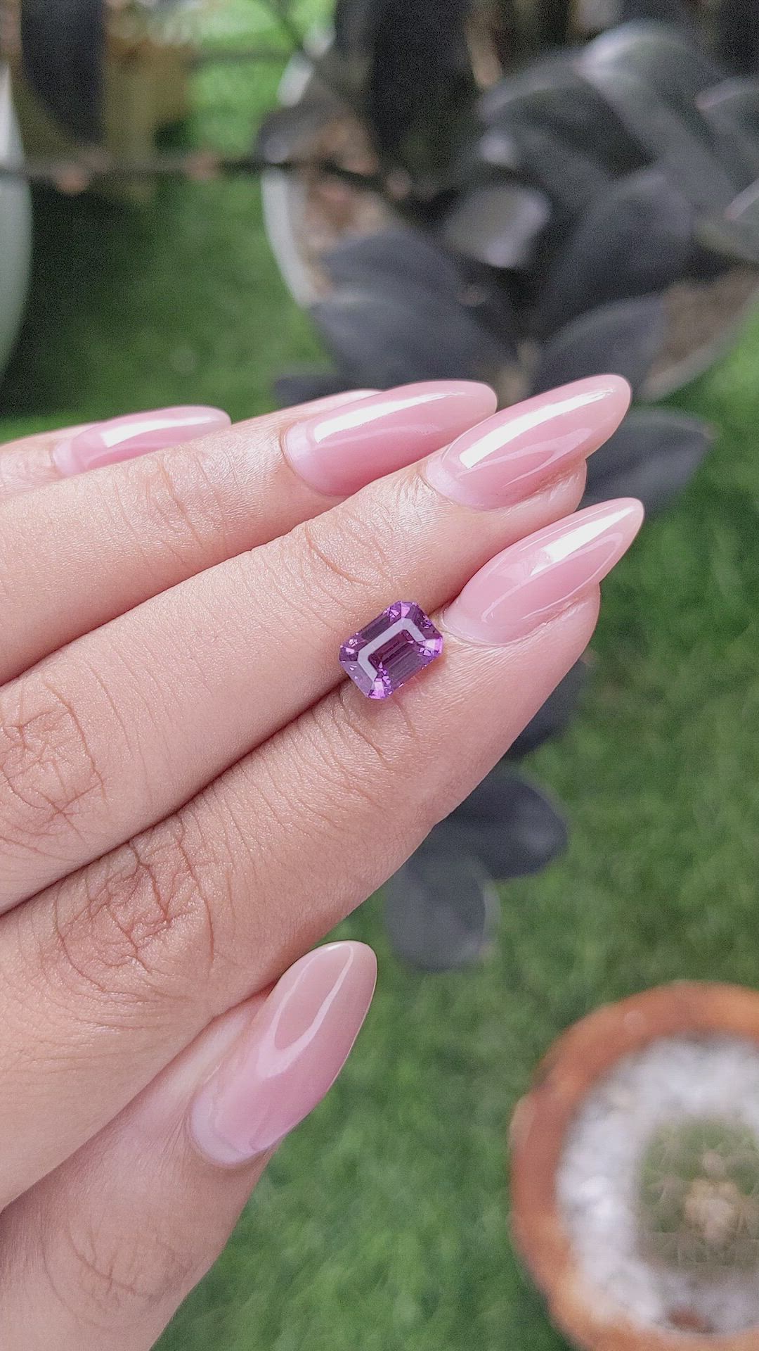 2.04 Ct. Pinkish Purple Sapphire from Ceylon (Sri Lanka) Size Video
