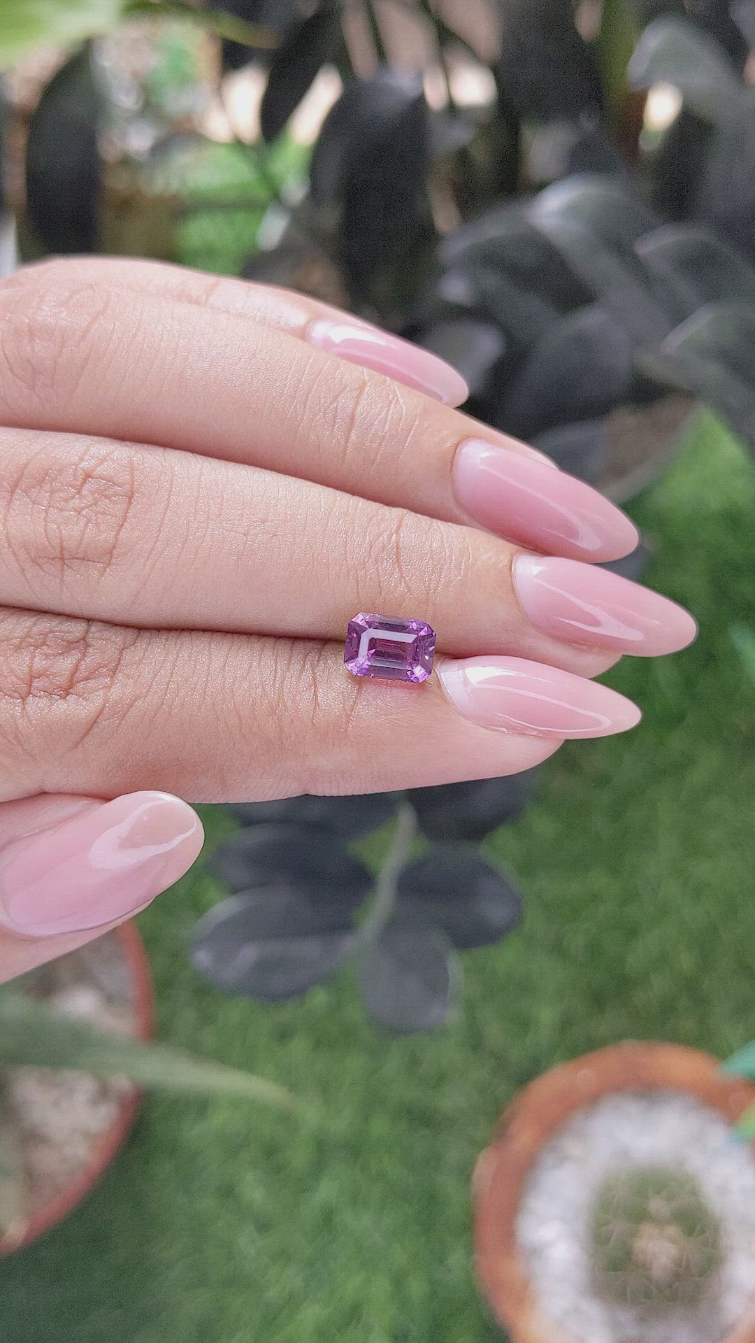 2.04 Ct. Pinkish Purple Sapphire from Ceylon (Sri Lanka) Size Video