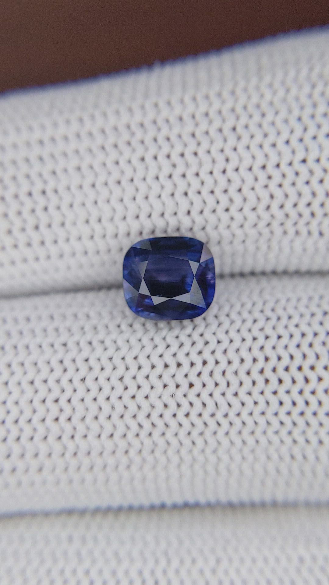2.35 Ct. Purplish Blue Sapphire from Ceylon (Sri Lanka) Size Video