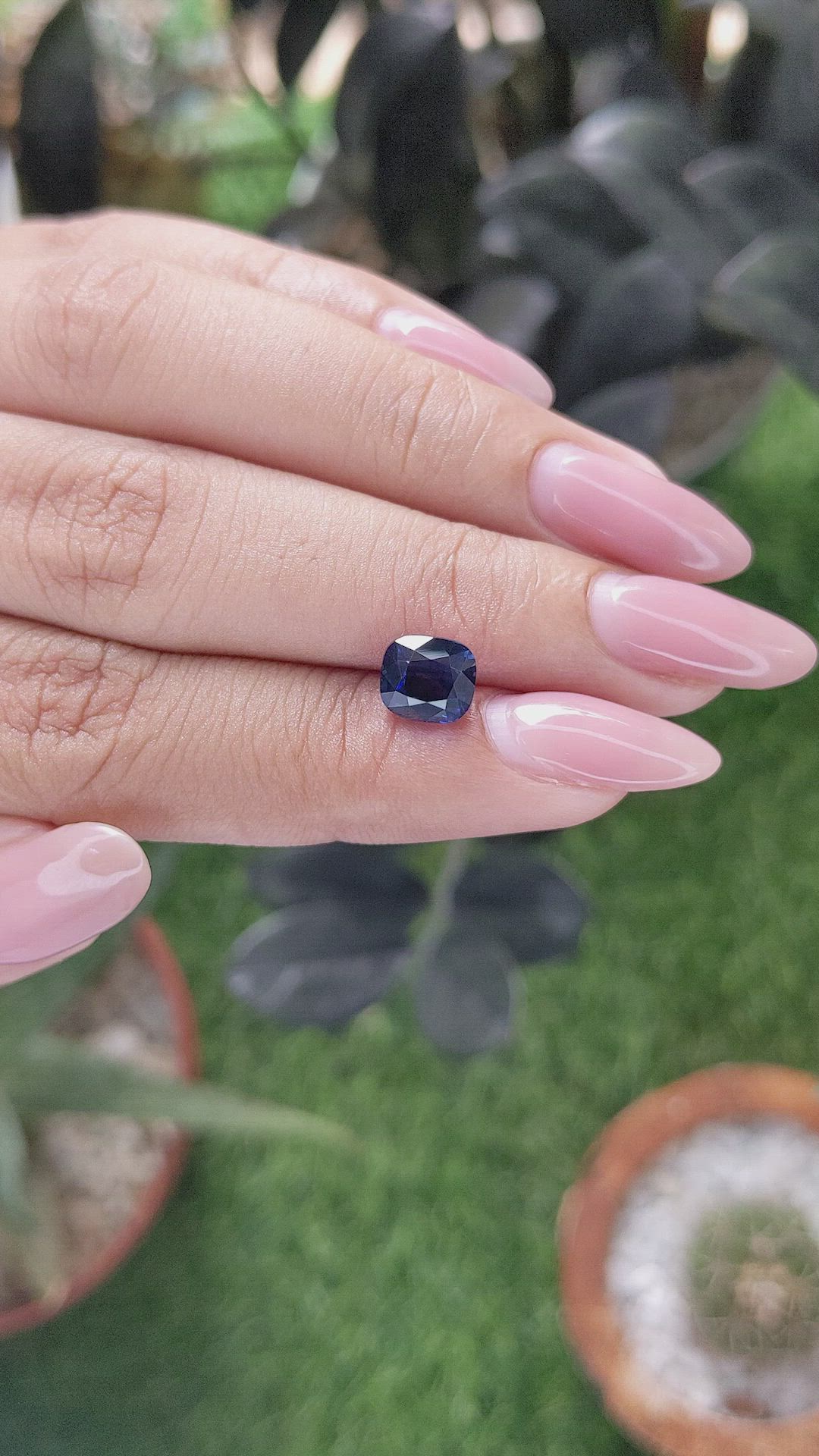 2.35 Ct. Purplish Blue Sapphire from Ceylon (Sri Lanka) Size Video