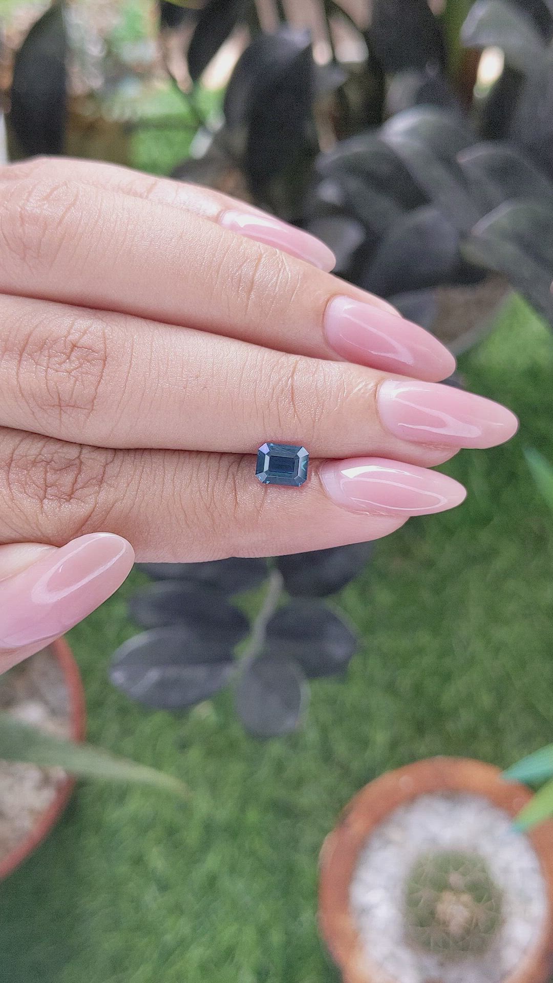 1.00 Ct. Greenish Blue Sapphire from Madagascar Size Video