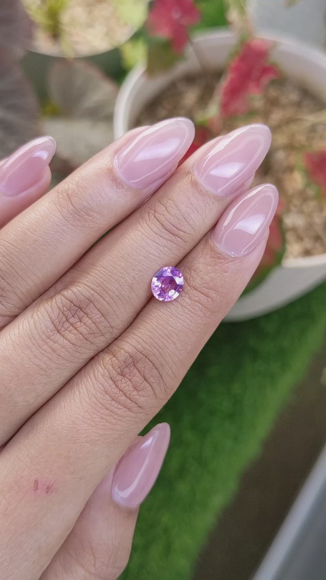 1.07 Ct. Purplish Pink Sapphire from Ceylon (Sri Lanka) Size Video