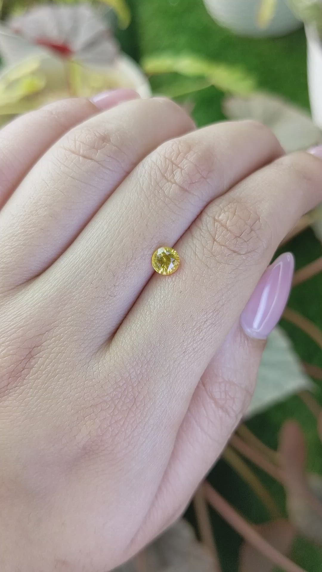 0.68 Ct. Yellow Sapphire from Ceylon (Sri Lanka) Size Video
