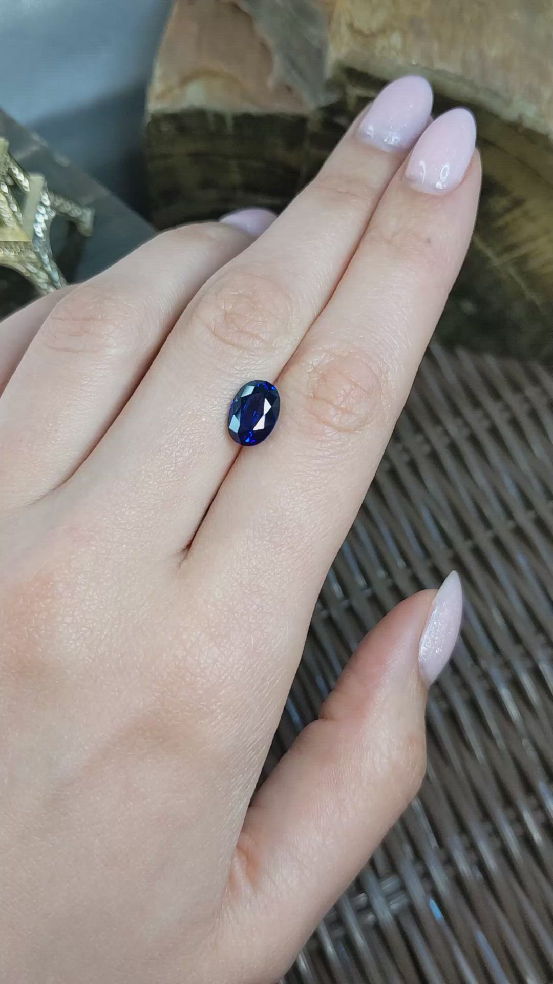 3.24 Ct. Blue Sapphire from Ceylon (Sri Lanka) Size Video