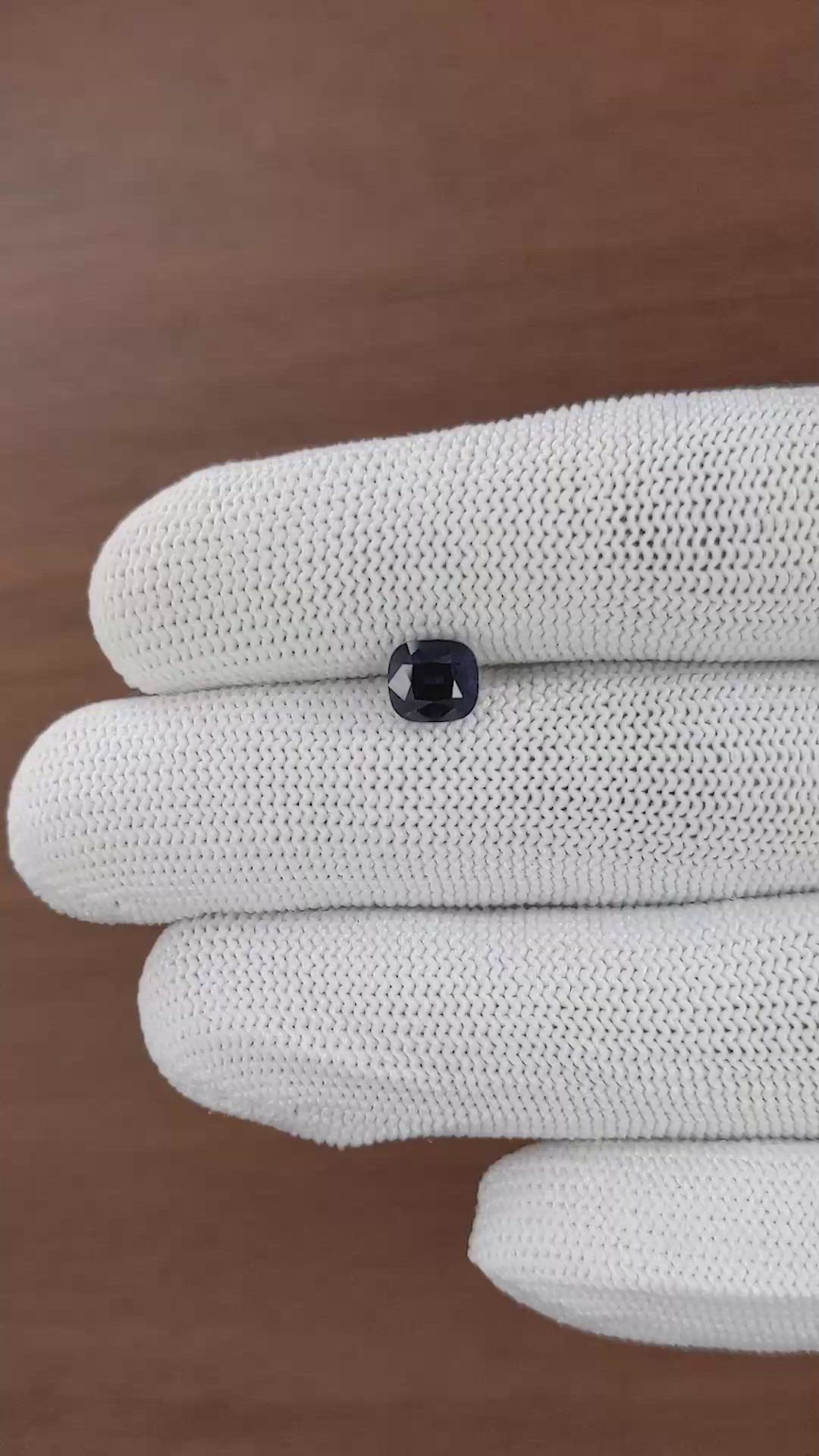 1.53 Ct. Blue Sapphire from Ceylon (Sri Lanka) Size Video