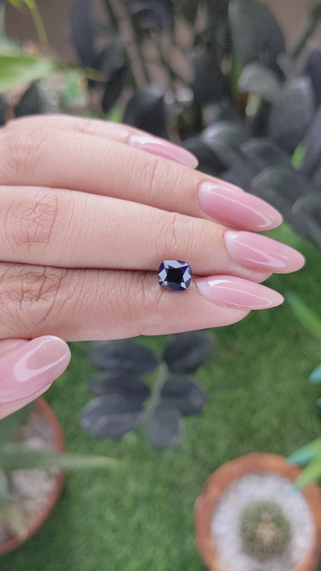 1.53 Ct. Blue Sapphire from Ceylon (Sri Lanka) Size Video