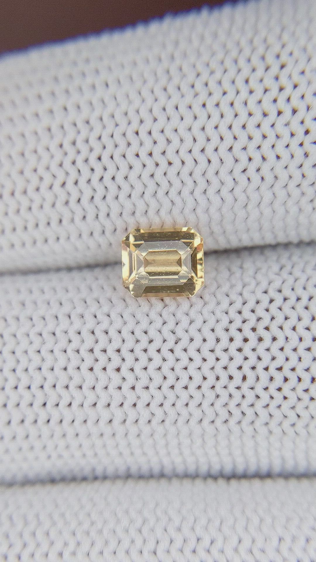 1.09 Ct. Peach Sapphire from Ceylon (Sri Lanka) Size Video