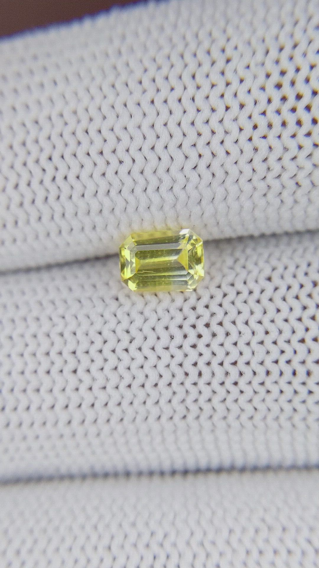 1.04 Ct. Yellow Sapphire from Ceylon (Sri Lanka) Size Video