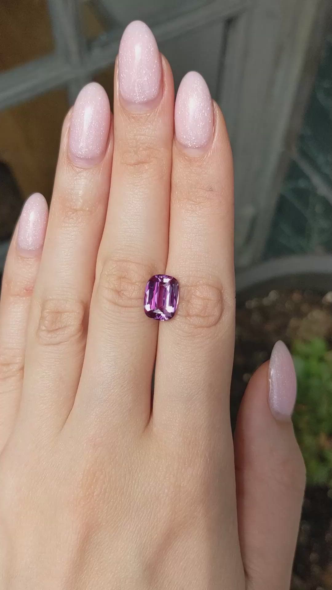 5.06 Ct. Purplish Pink Sapphire from Ceylon (Sri Lanka) Size Video