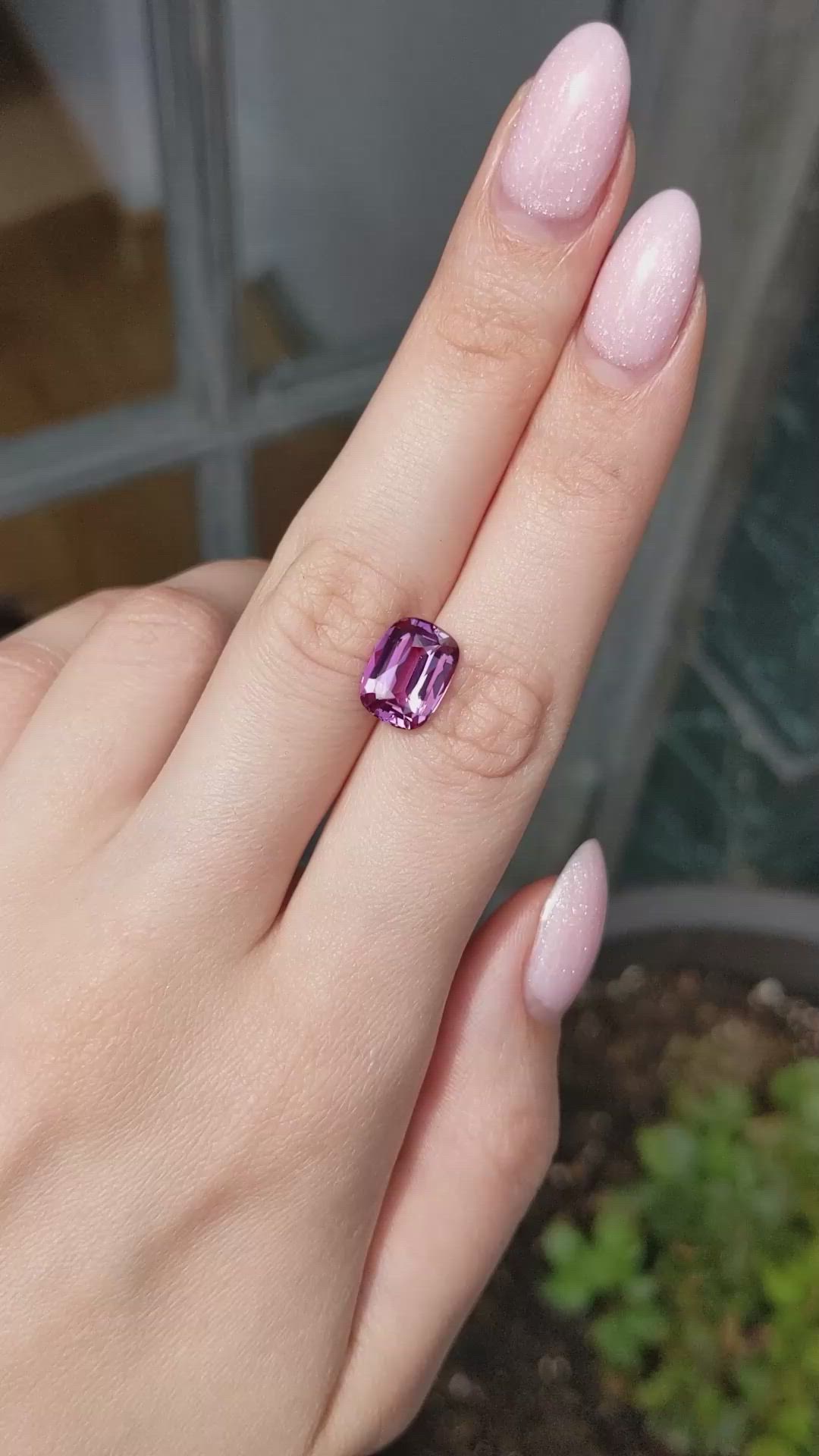 5.06 Ct. Purplish Pink Sapphire from Ceylon (Sri Lanka) Size Video