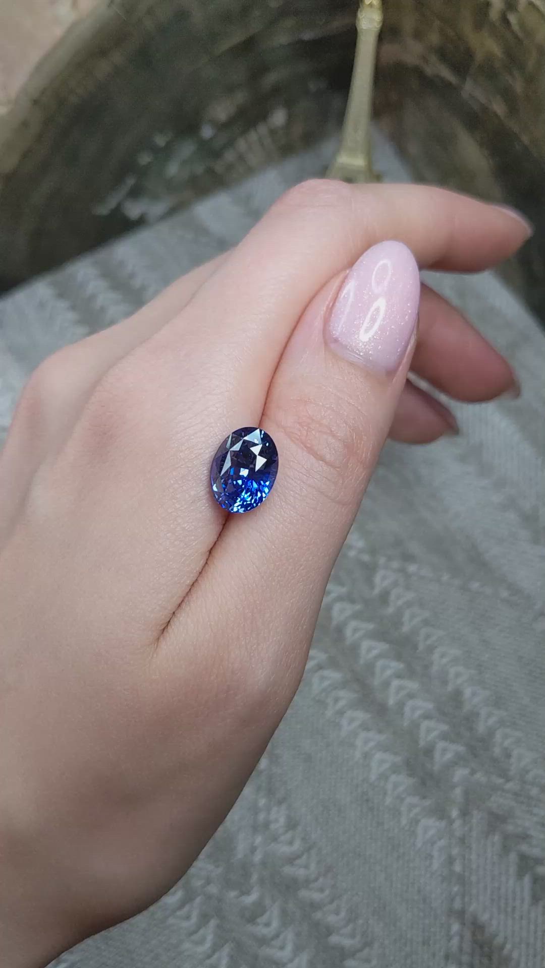 7.57 Ct. Blue Sapphire from Ceylon (Sri Lanka) Size Video
