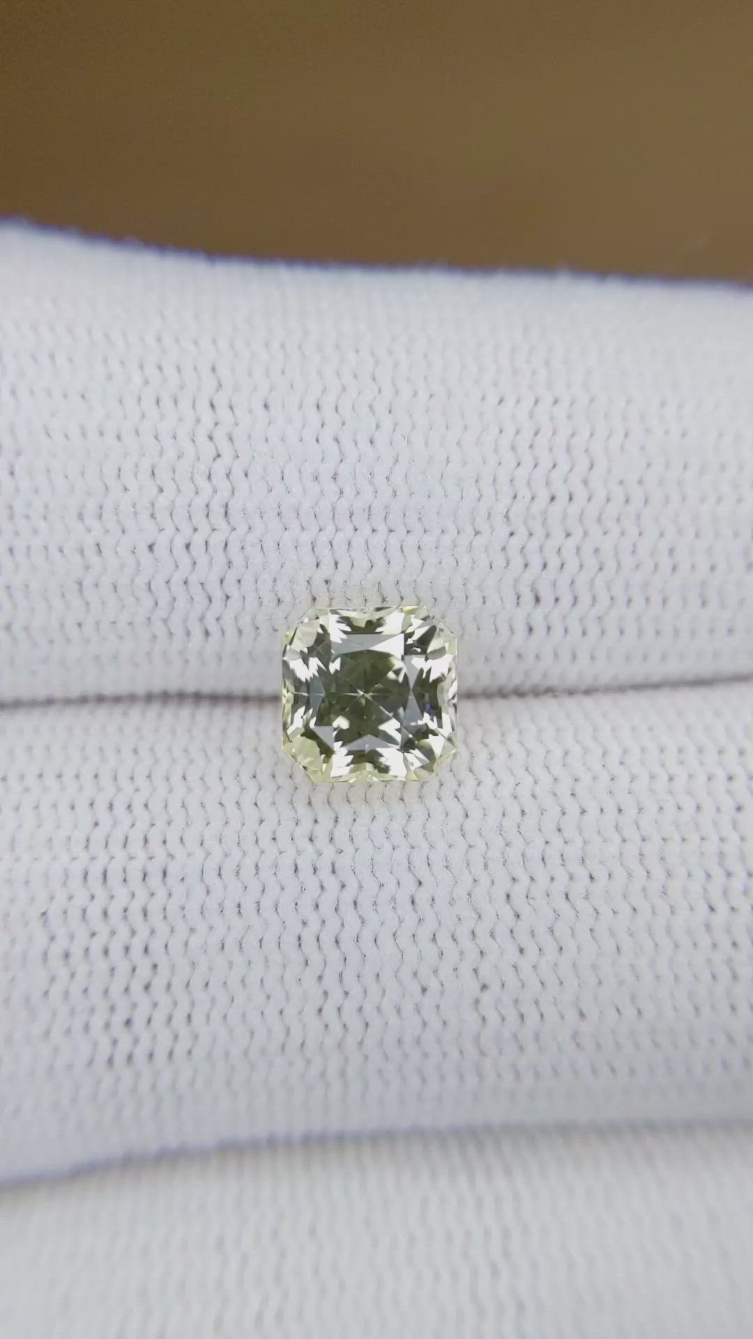 2.31 Ct. Yellow Sapphire from Ceylon (Sri Lanka) Size Video