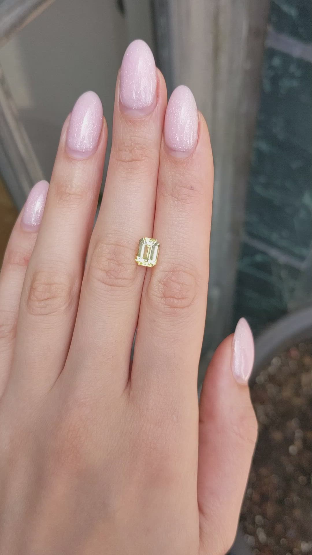 2.56 Ct. Yellow Sapphire from Ceylon (Sri Lanka) Size Video