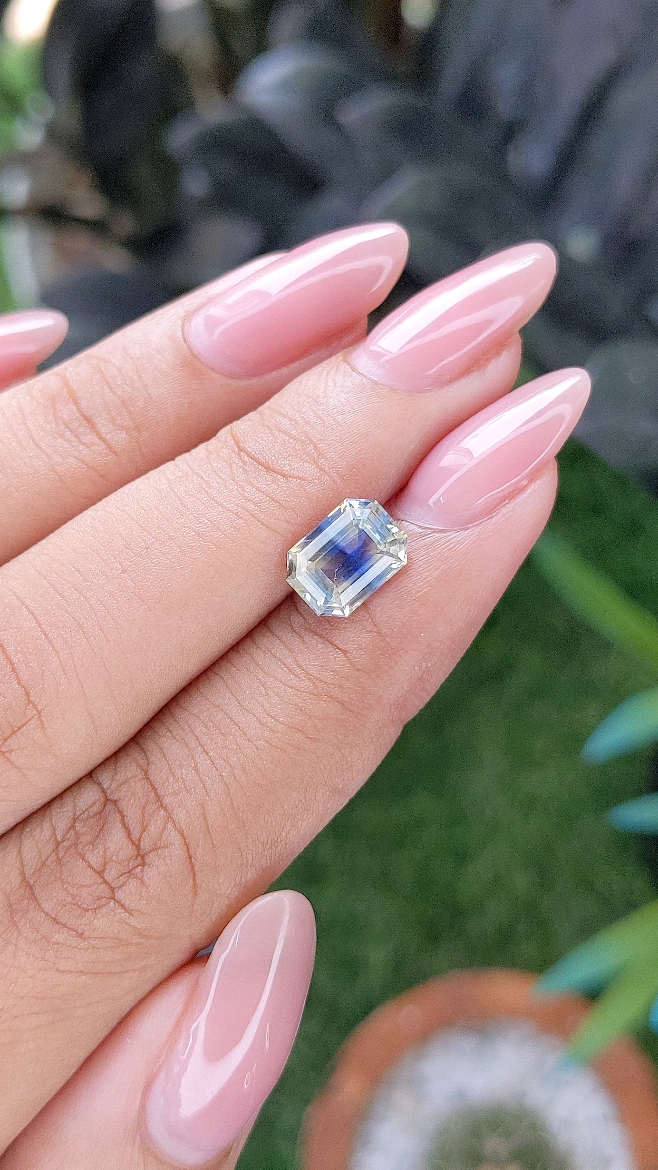 2.12 Ct. Bi Color / Parti Sapphire from Ceylon (Sri Lanka) Size Video