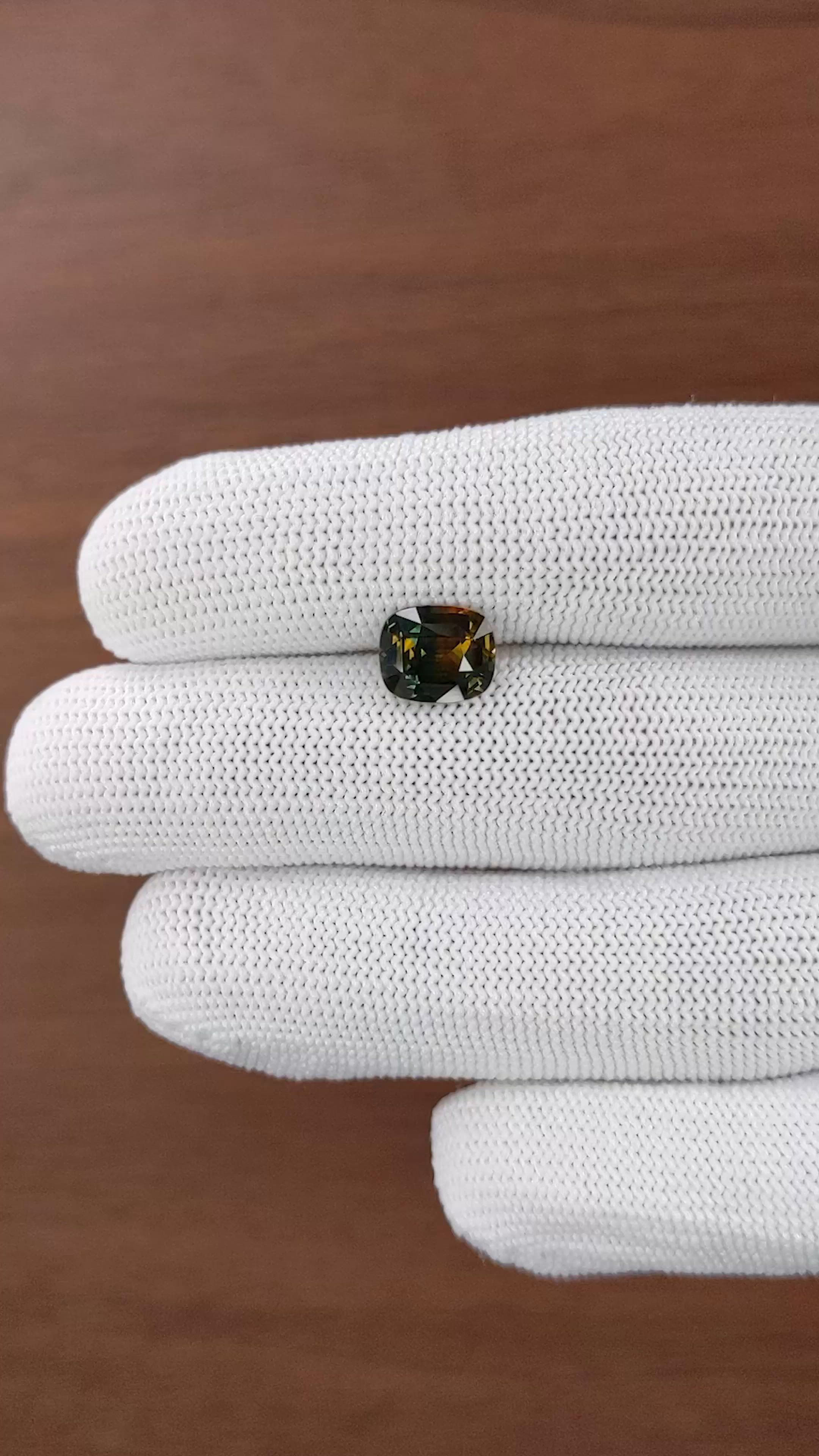 3.20 Ct. Bi Color / Parti Sapphire from Madagascar Size Video