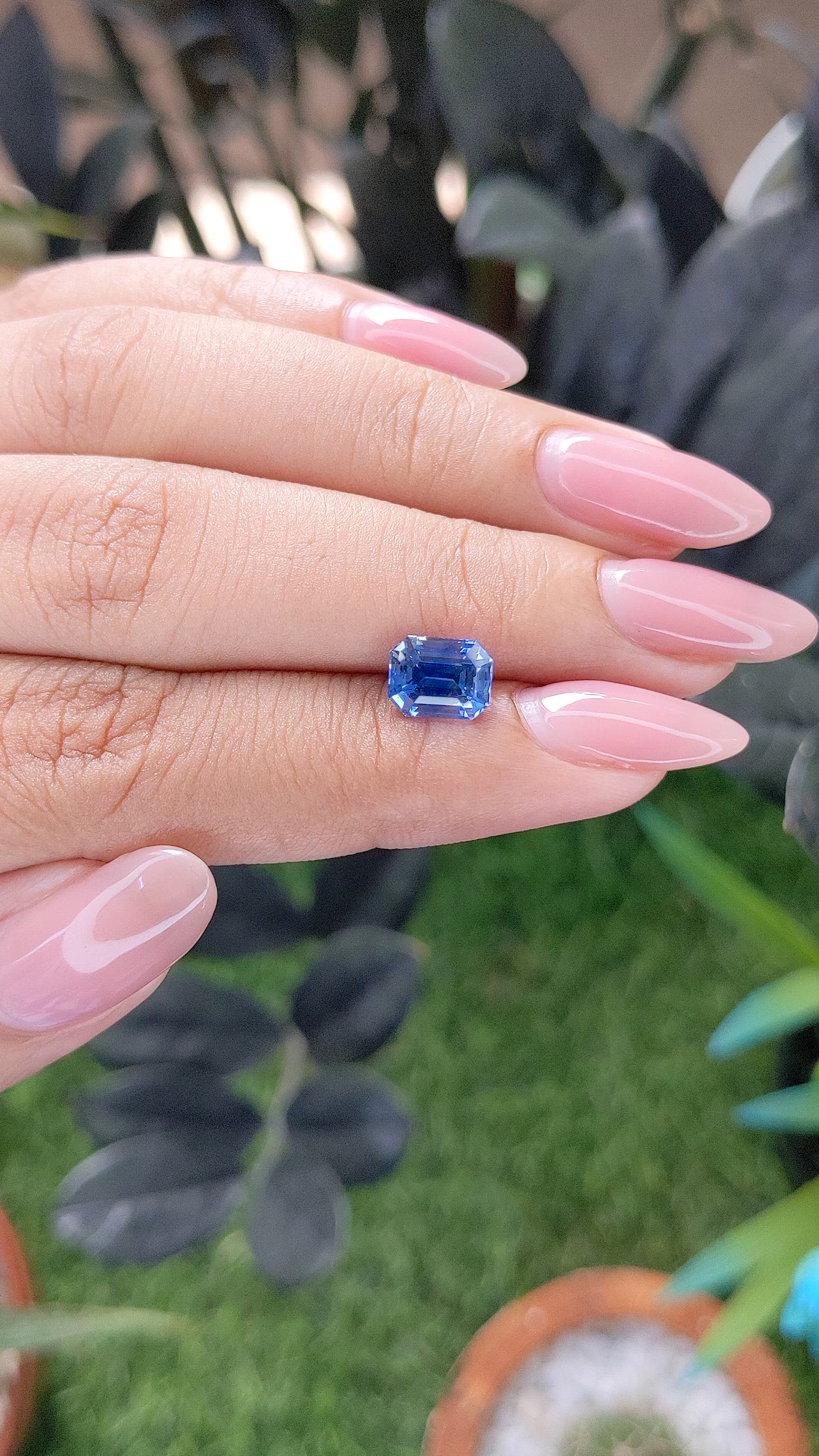 2.09 Ct. Blue Sapphire from Ceylon (Sri Lanka) Size Video
