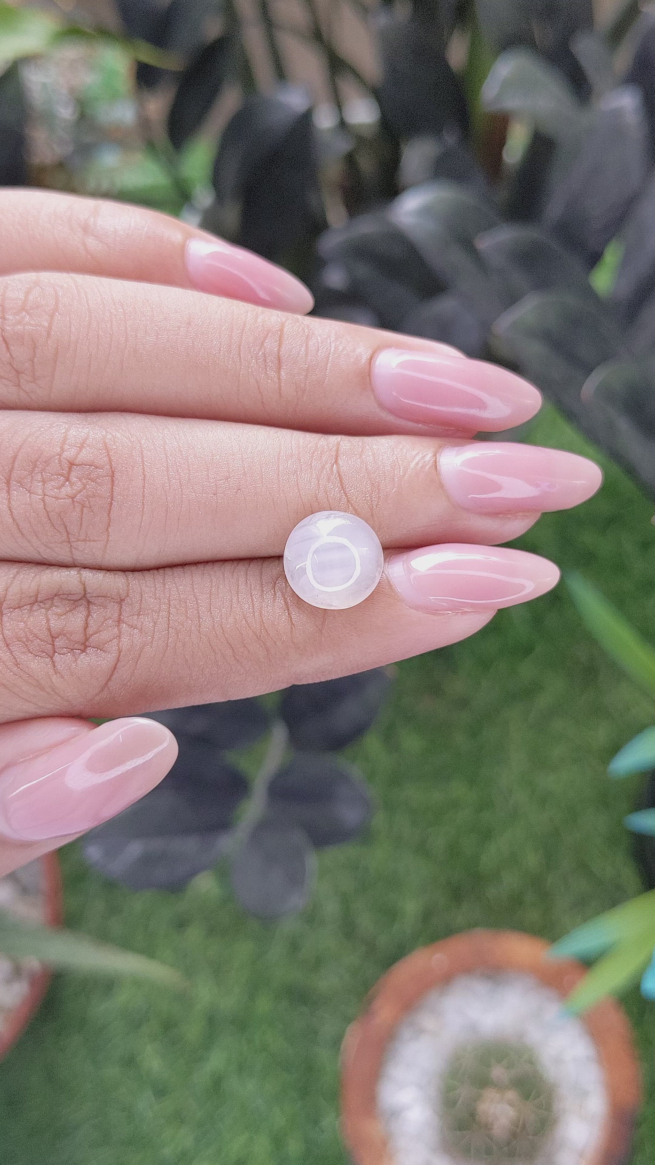 4.56 Ct. Grey Star Sapphire from Ceylon (Sri Lanka) Size Video