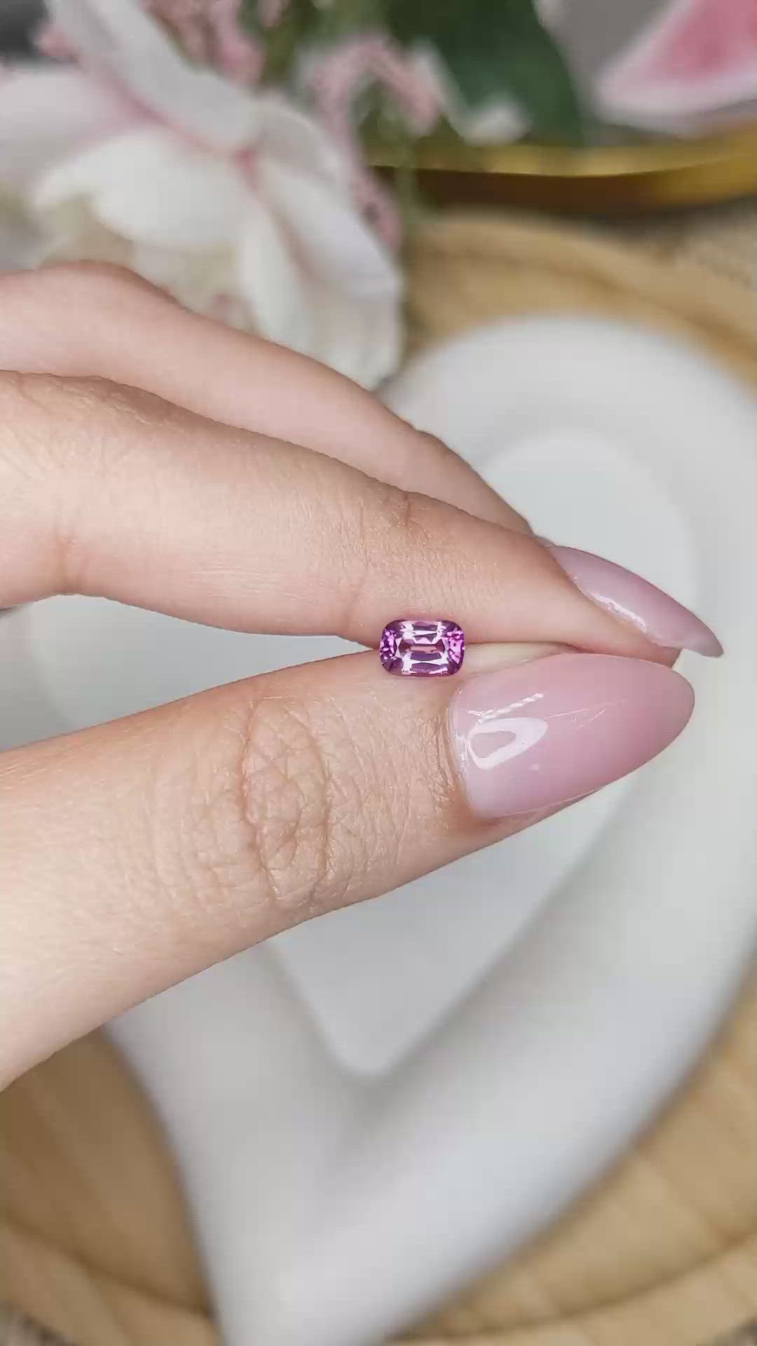 0.69 Ct. Pinkish Purple Sapphire from Ceylon (Sri Lanka) Size Video