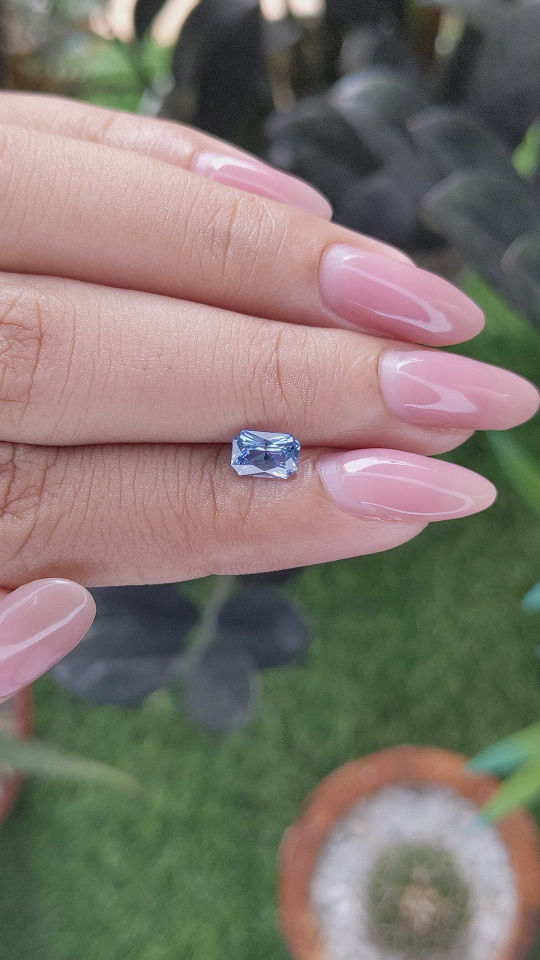 1.01 Ct. Blue Sapphire from Ceylon (Sri Lanka) Size Video