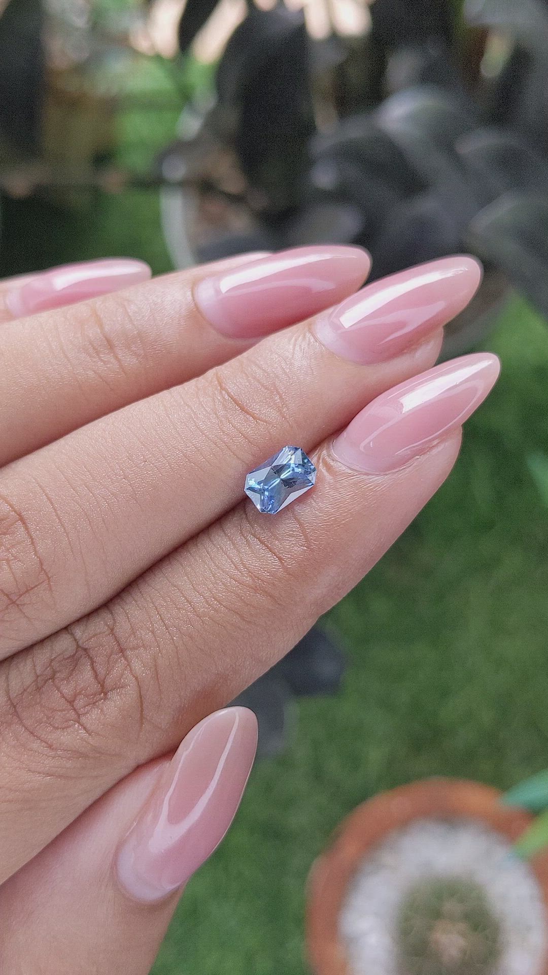 1.01 Ct. Blue Sapphire from Ceylon (Sri Lanka) Size Video