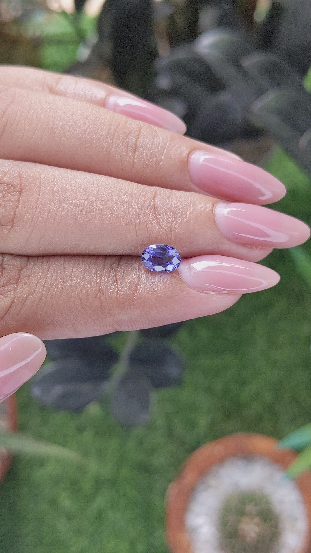 1.00 Ct. Purplish Blue Sapphire from Madagascar Size Video