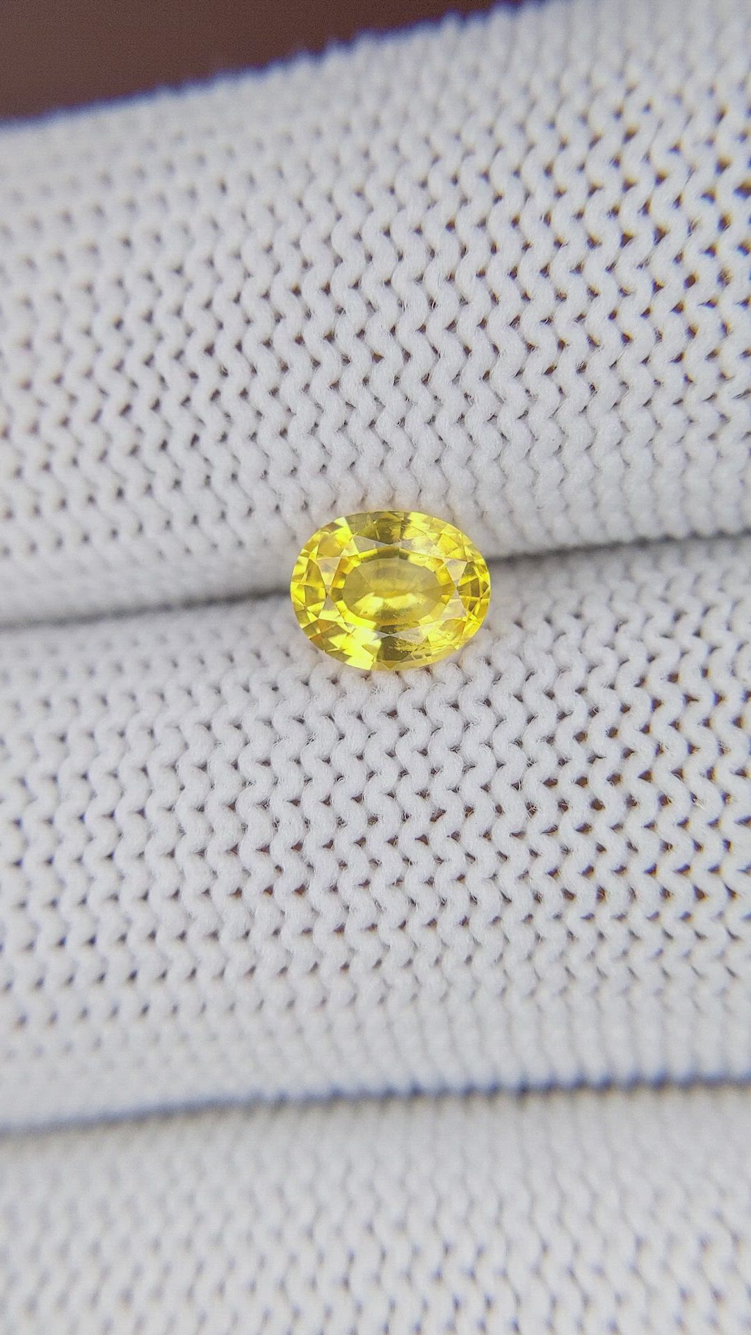 0.89 Ct. Yellow Sapphire from Ceylon (Sri Lanka) Size Video