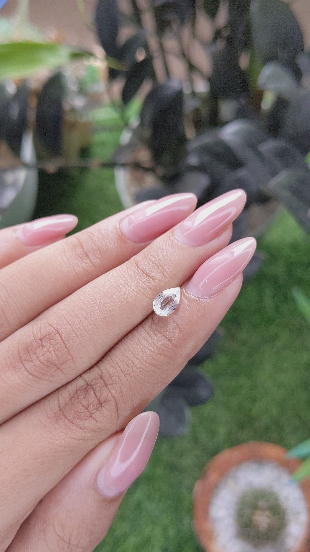 1.08 Ct. White Sapphire from Ceylon (Sri Lanka) Size Video