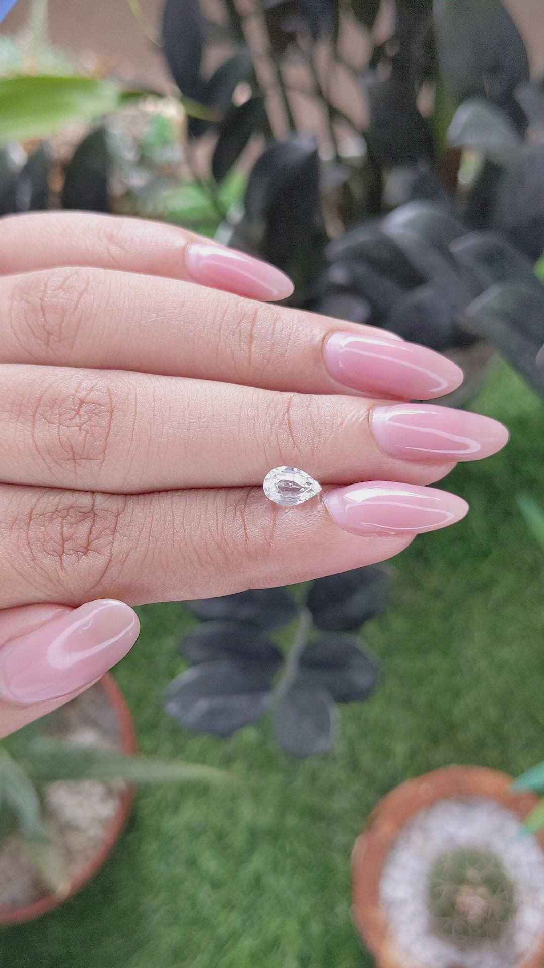 1.08 Ct. White Sapphire from Ceylon (Sri Lanka) Size Video