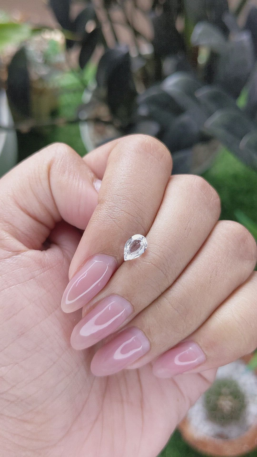 1.08 Ct. White Sapphire from Ceylon (Sri Lanka) Size Video