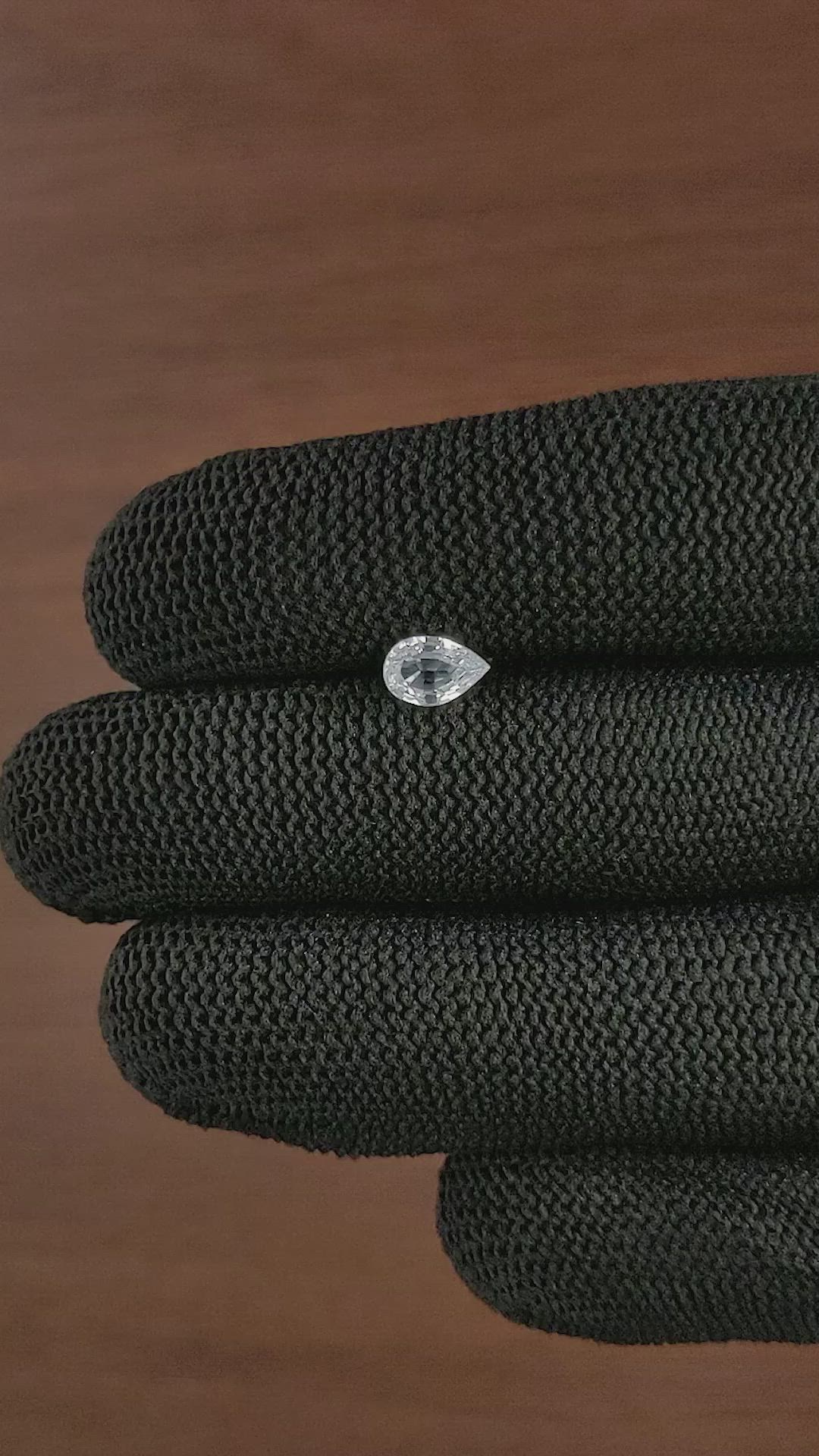 1.08 Ct. White Sapphire from Ceylon (Sri Lanka) Size Video