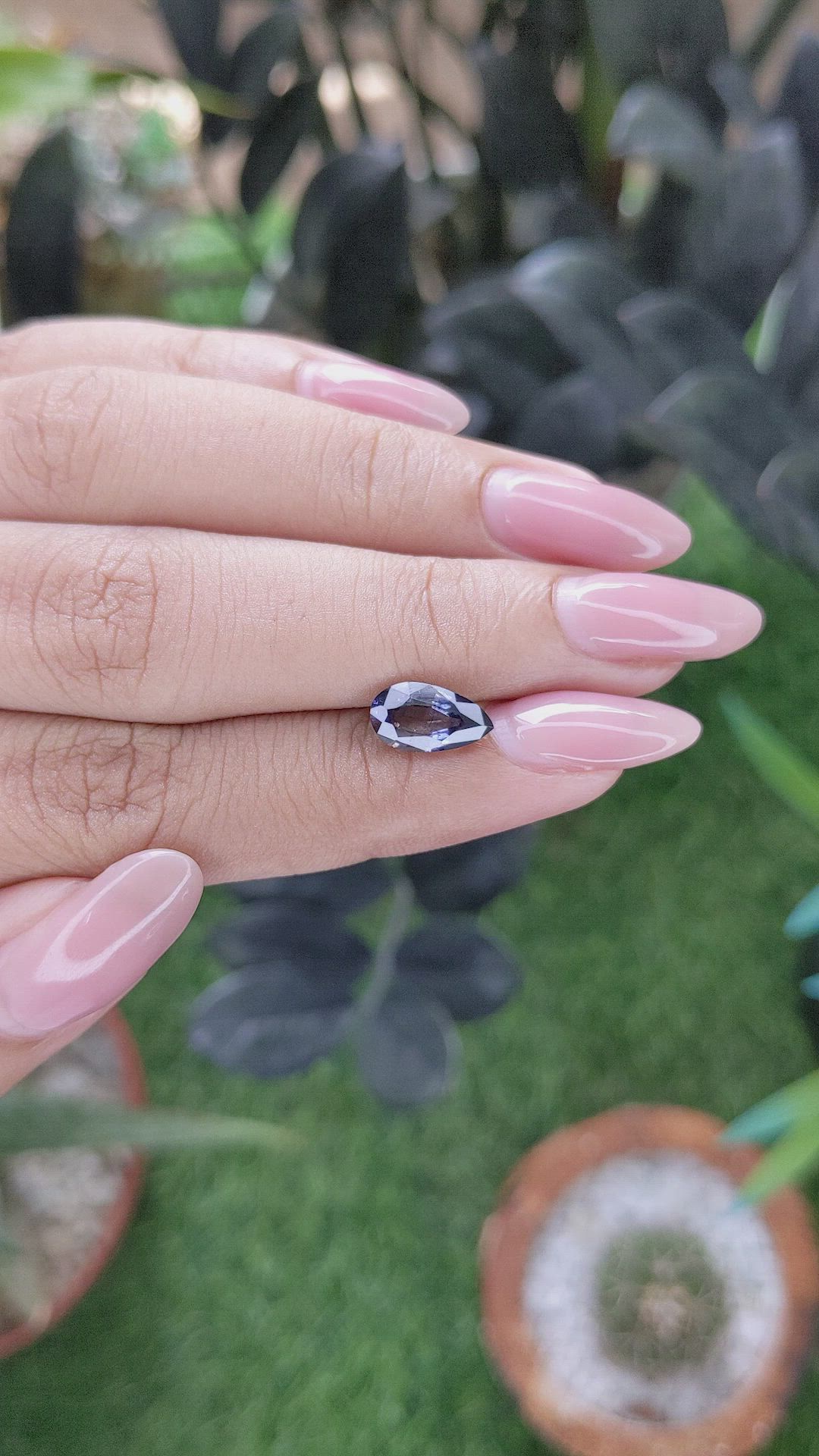1.85 Ct. Bi Color / Parti Sapphire from Ceylon (Sri Lanka) Size Video