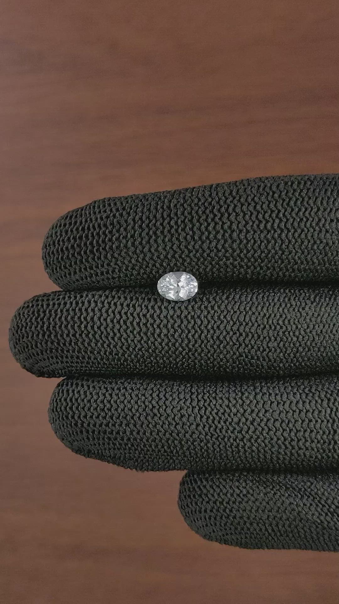 1.05 Ct. White Sapphire from Ceylon (Sri Lanka) Size Video