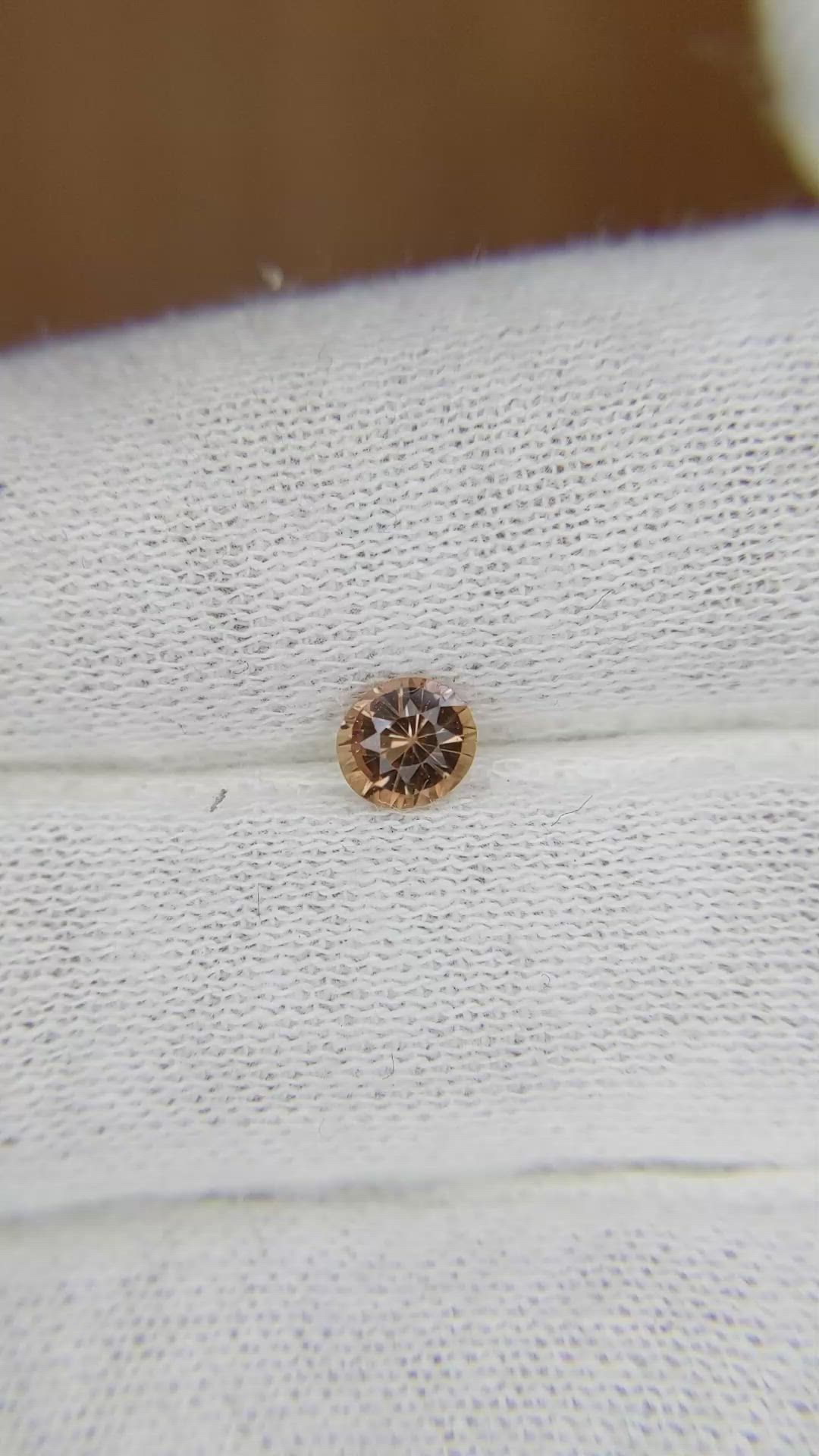0.50 Ct. Brown Sapphire from Ceylon (Sri Lanka) Size Video