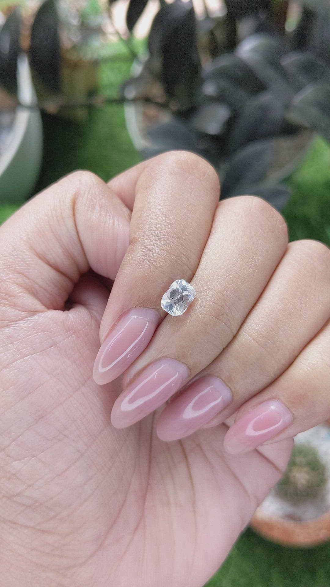1.09 Ct. White Sapphire from Ceylon (Sri Lanka) Size Video