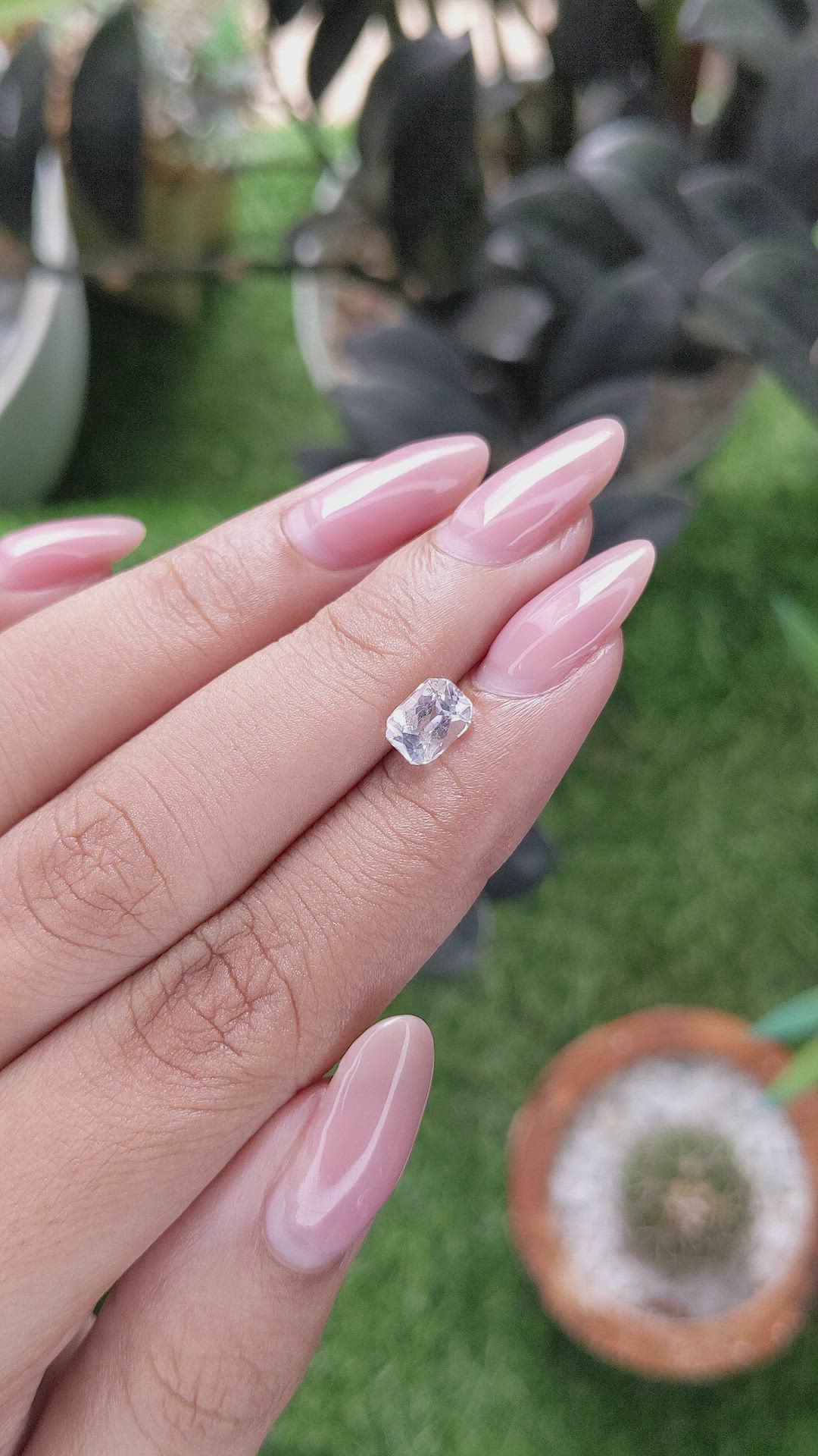 1.09 Ct. White Sapphire from Ceylon (Sri Lanka) Size Video