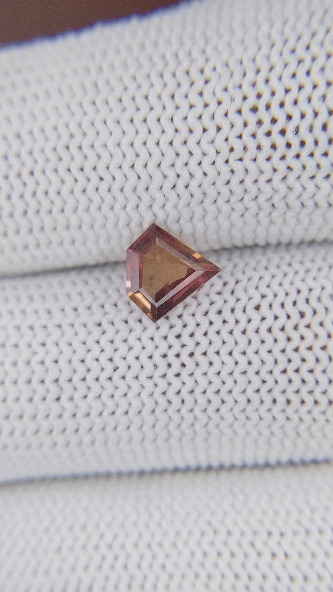 0.90 Ct. Orangish Brown Sapphire from Ceylon (Sri Lanka) Size Video