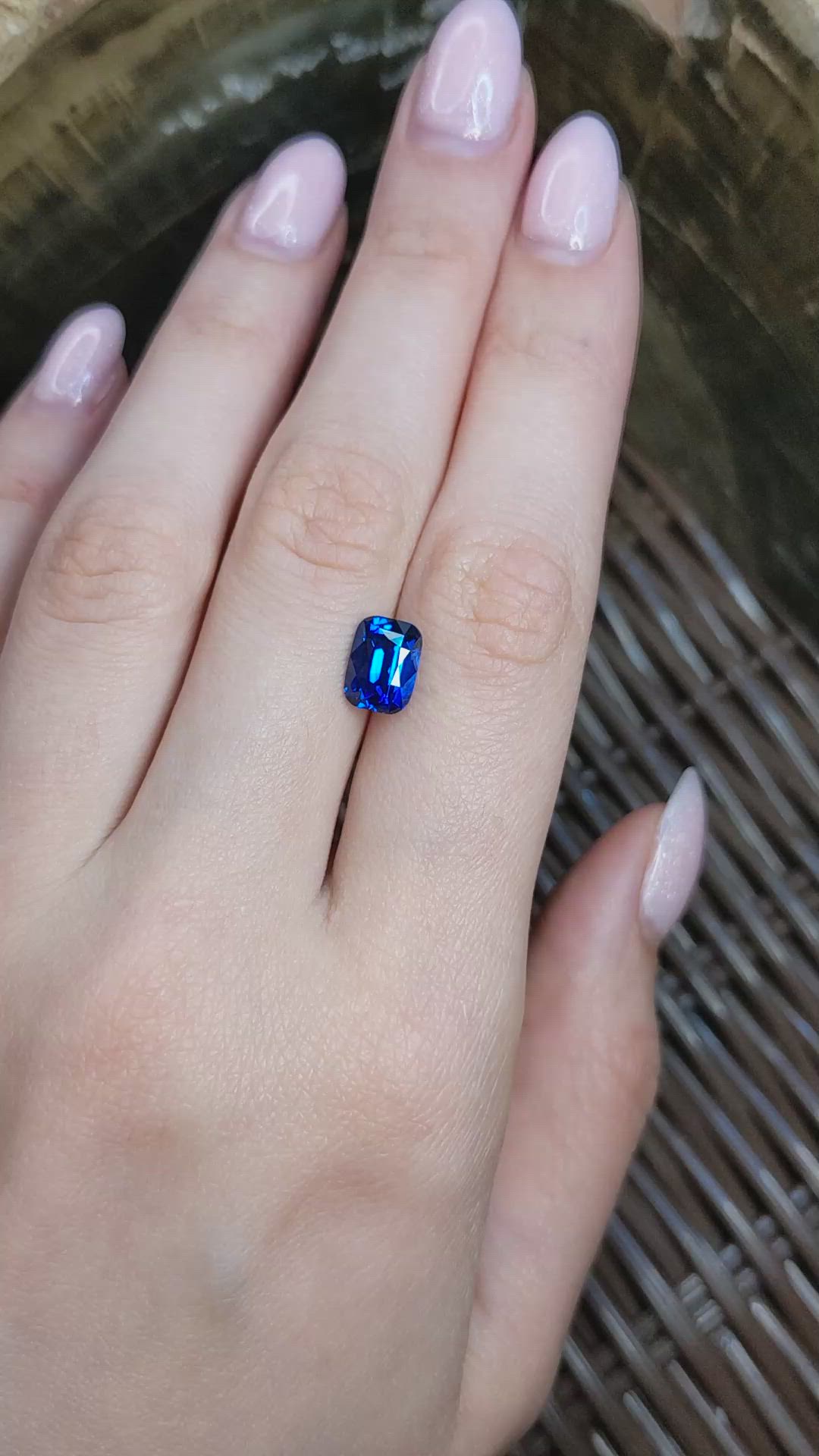 3.02 Ct. Blue Sapphire from Ceylon (Sri Lanka) Size Video