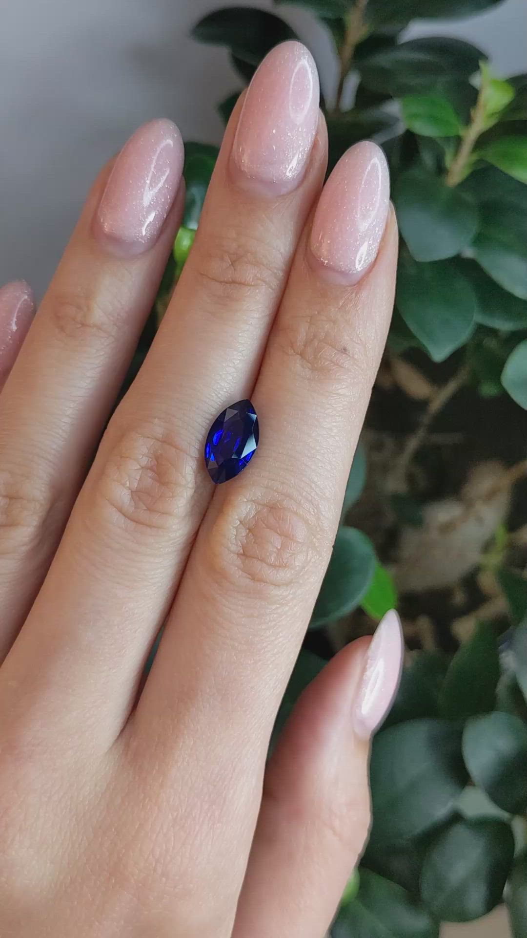 3.23 Ct. Blue Sapphire from Ceylon (Sri Lanka) Size Video