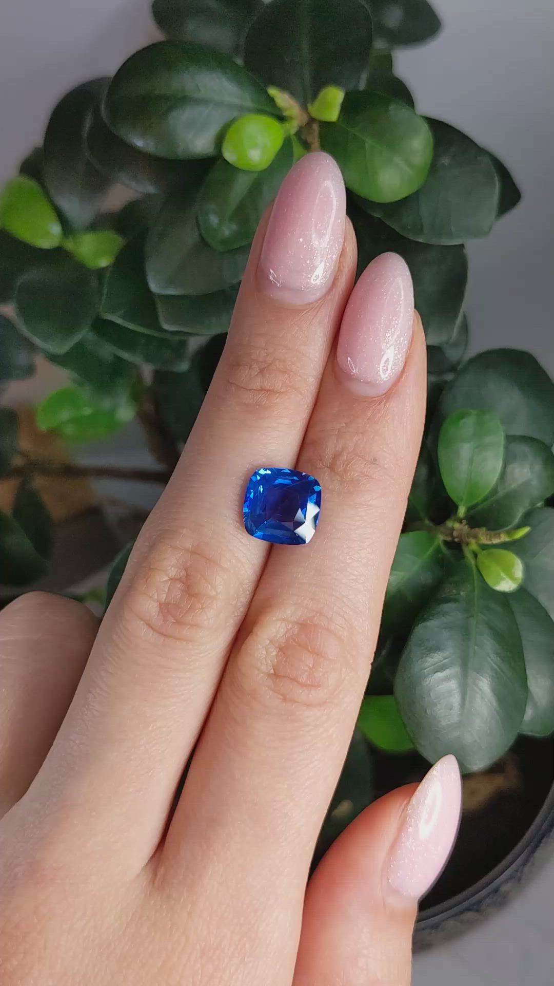 5.08 Ct. Blue Sapphire from Ceylon (Sri Lanka) Size Video
