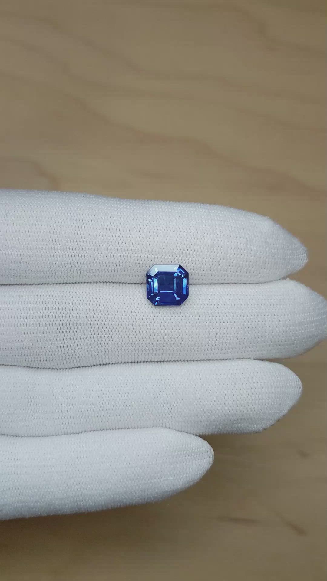 3.71 Ct. Blue Sapphire from Ceylon (Sri Lanka) Size Video