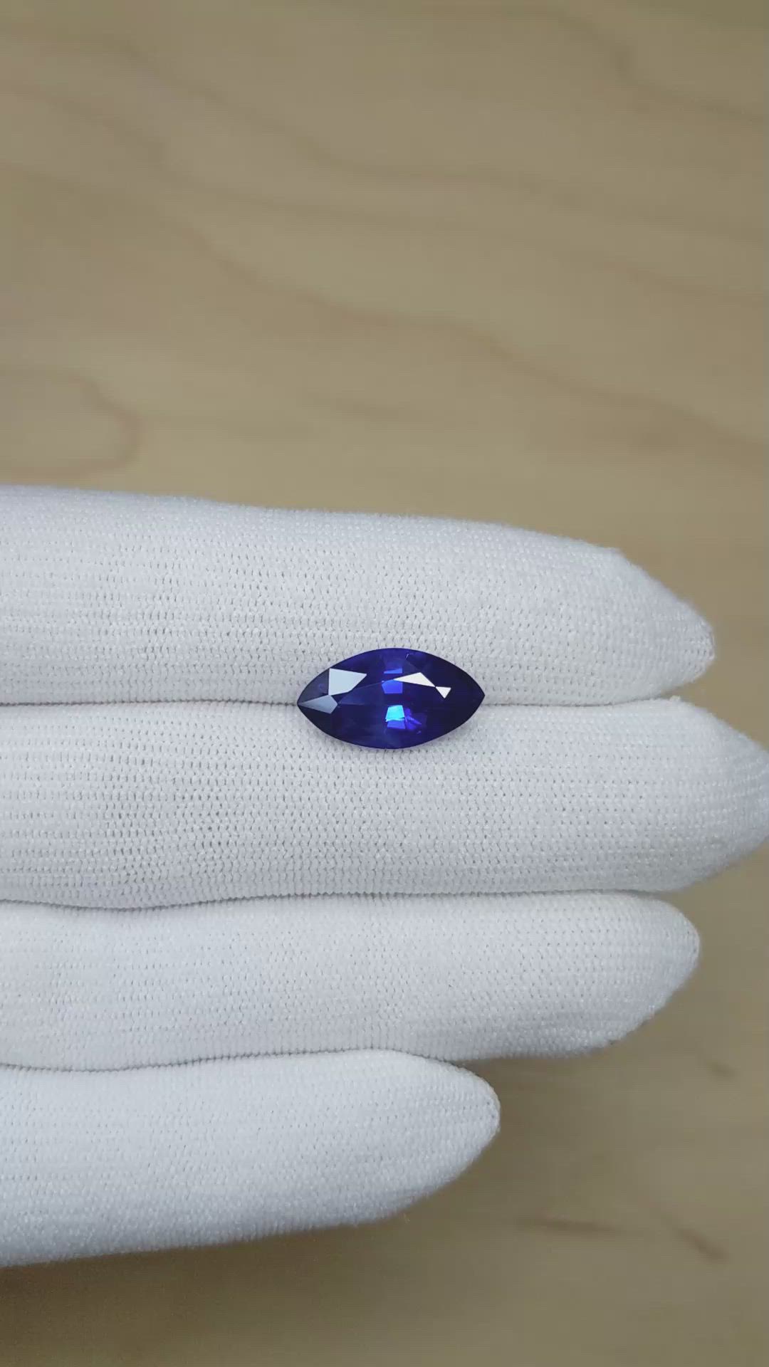 6.58 Ct. Blue Sapphire from Ceylon (Sri Lanka) Size Video