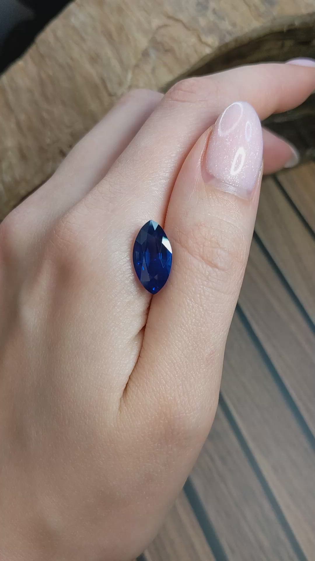 6.58 Ct. Blue Sapphire from Ceylon (Sri Lanka) Size Video