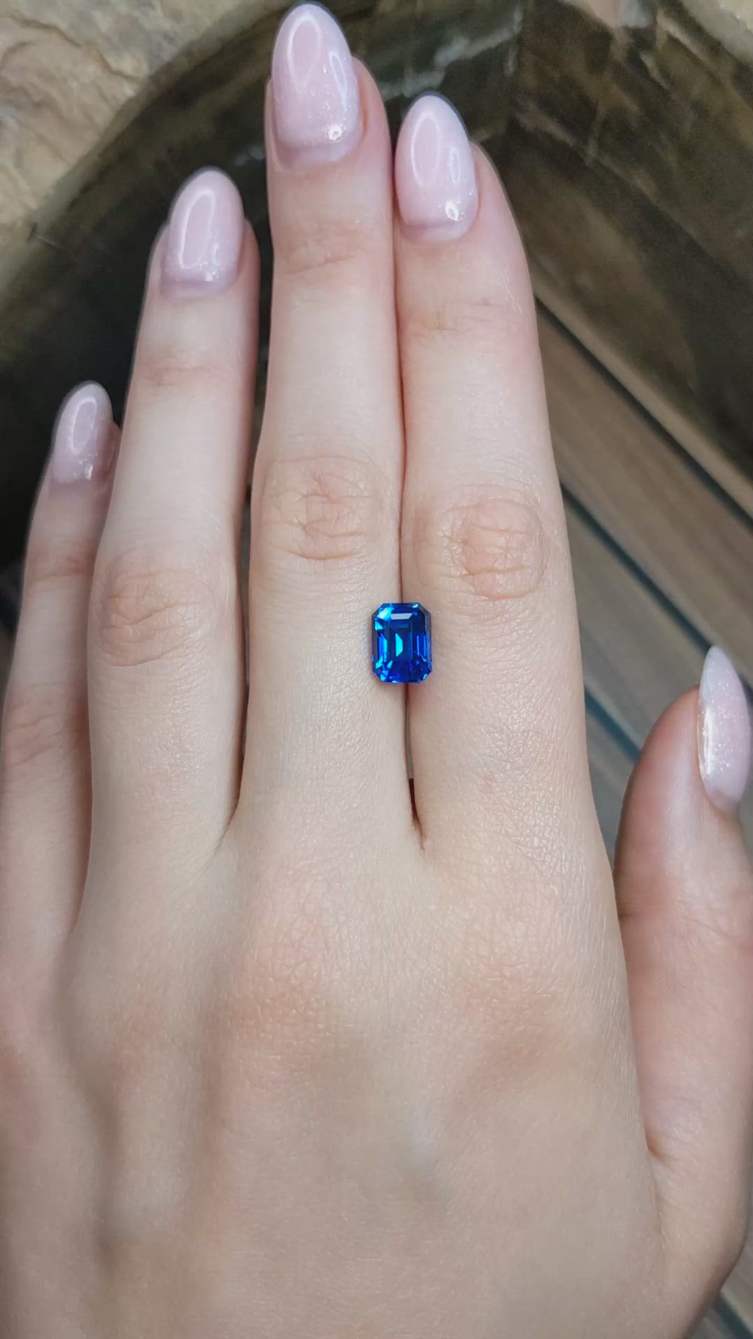 3.58 Ct. Blue Sapphire from Ceylon (Sri Lanka) Size Video