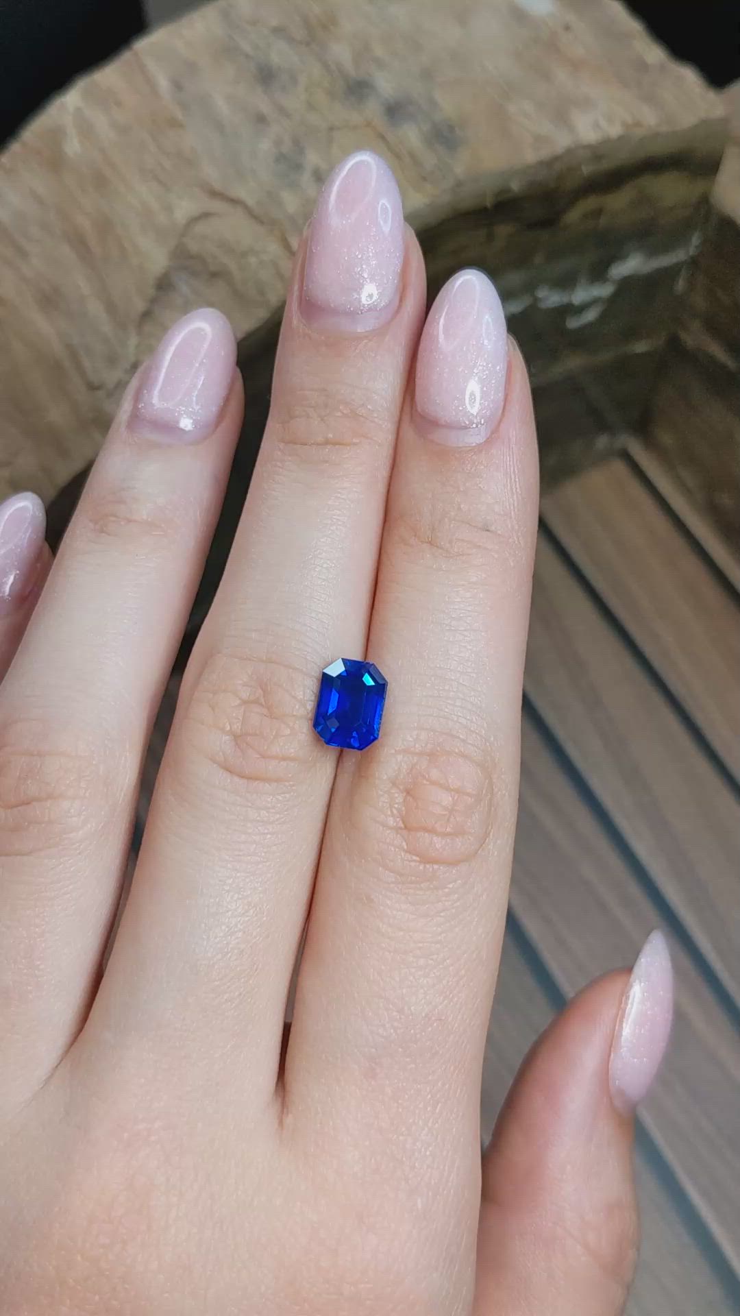 3.06 Ct. Blue Sapphire from Ceylon (Sri Lanka) Size Video