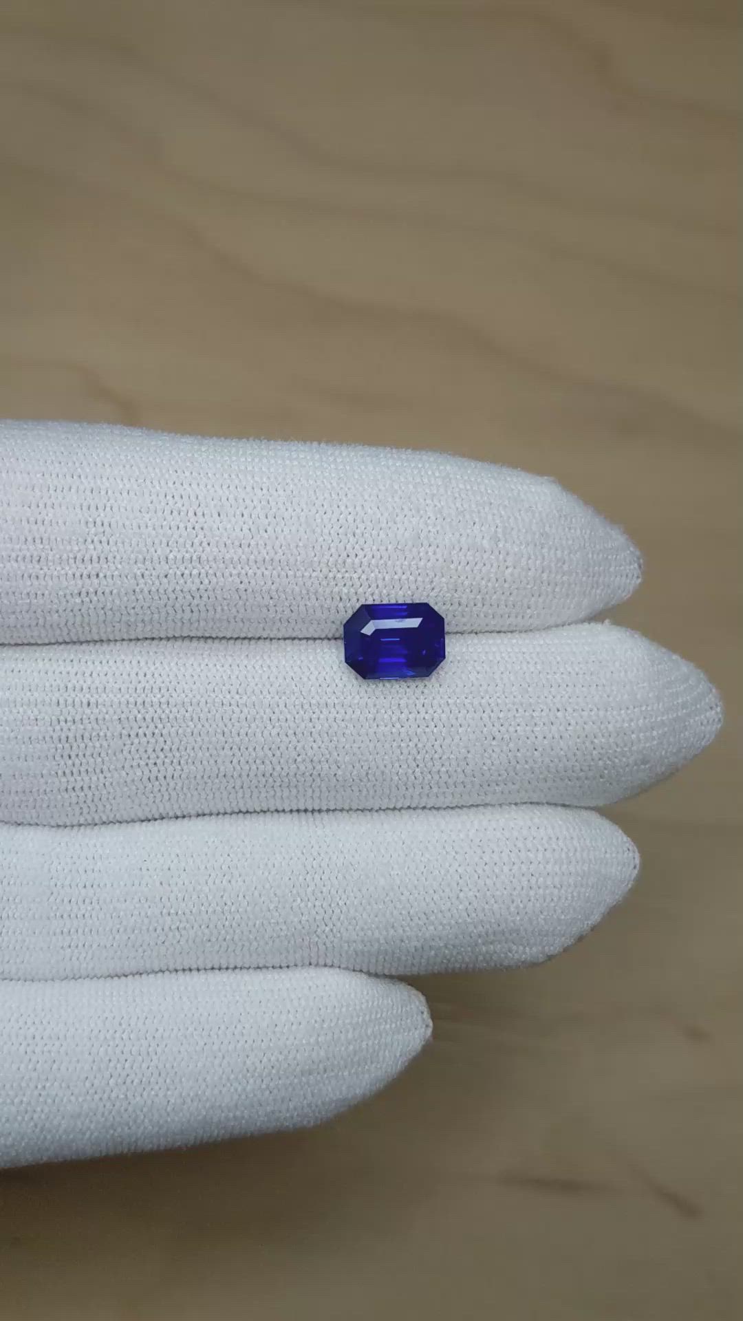 3.06 Ct. Blue Sapphire from Ceylon (Sri Lanka) Size Video