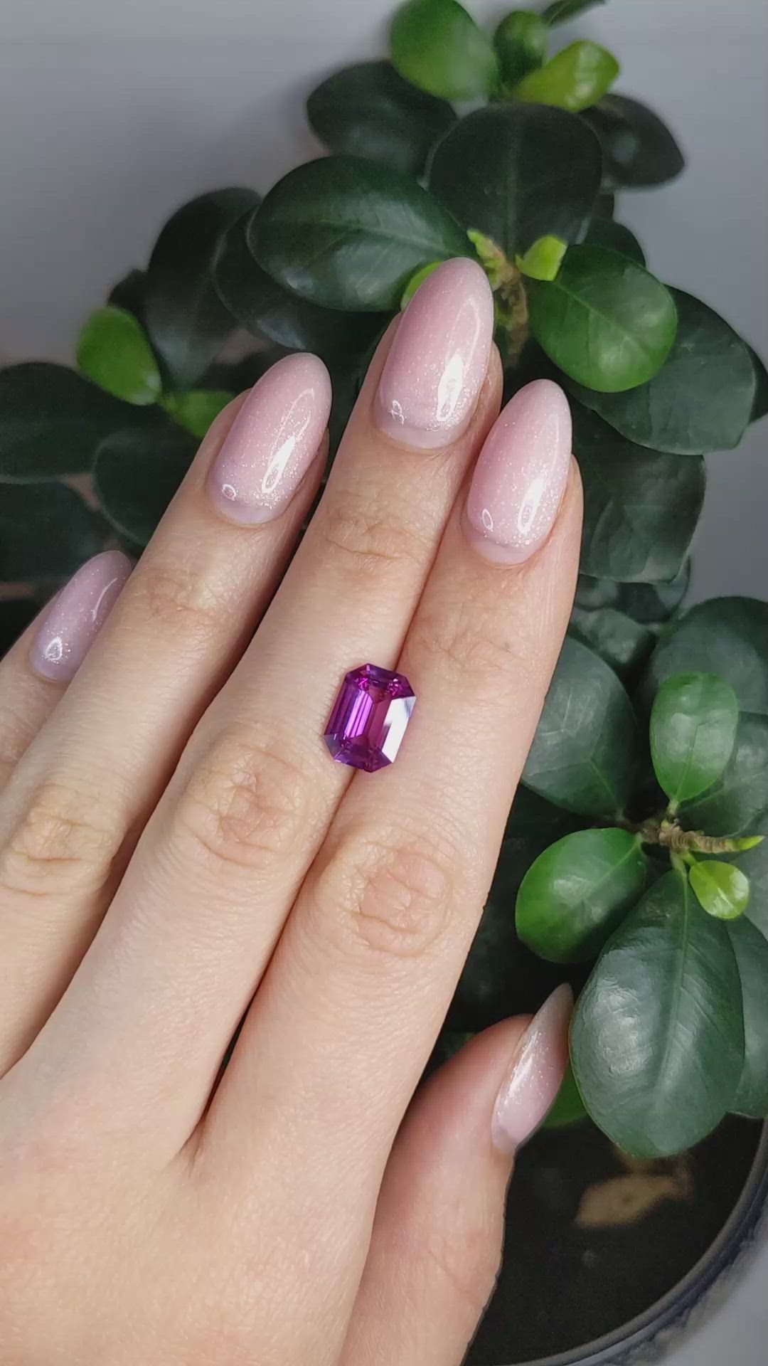 3.64 Ct. Pink Sapphire from Ceylon (Sri Lanka) Size Video