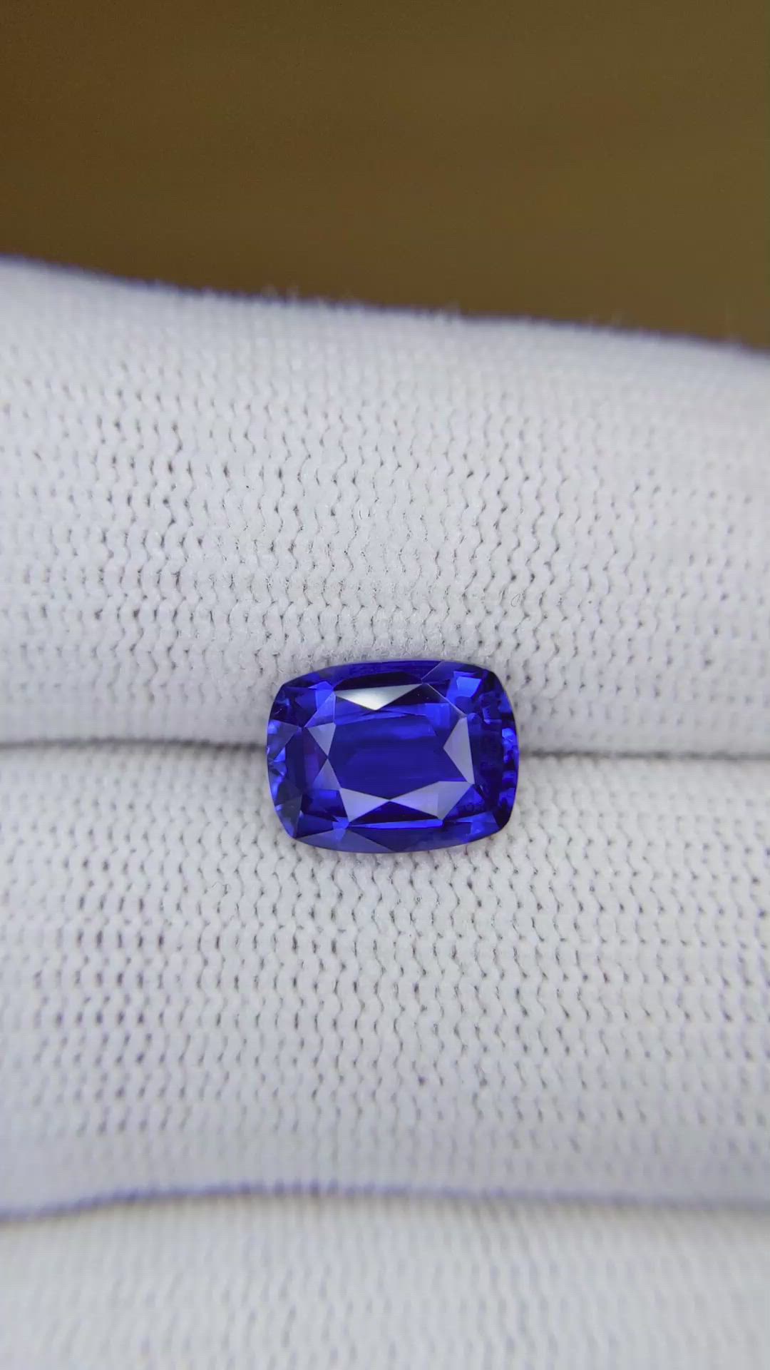 3.10 Ct. Blue Sapphire from Madagascar Size Video