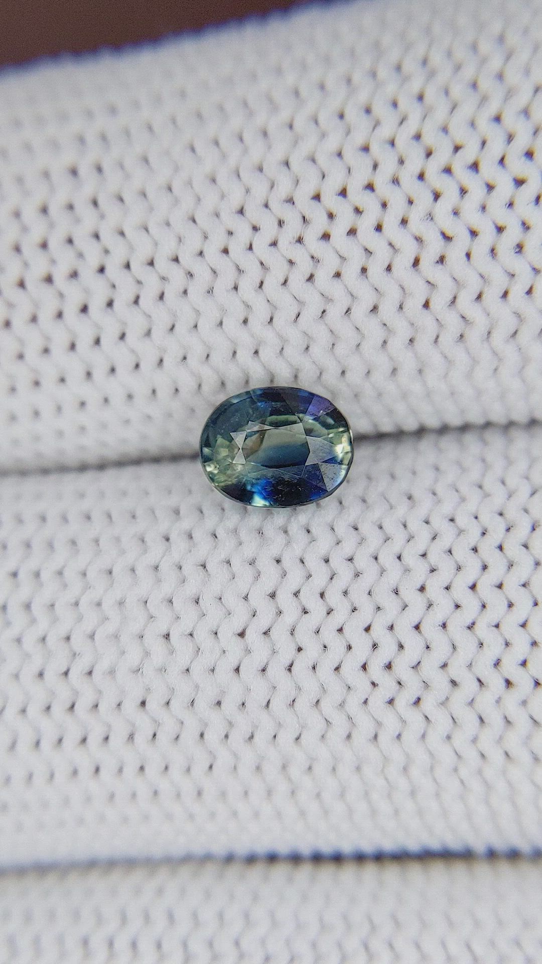 1.04 Ct. Bi Color / Parti Sapphire from Africa Size Video