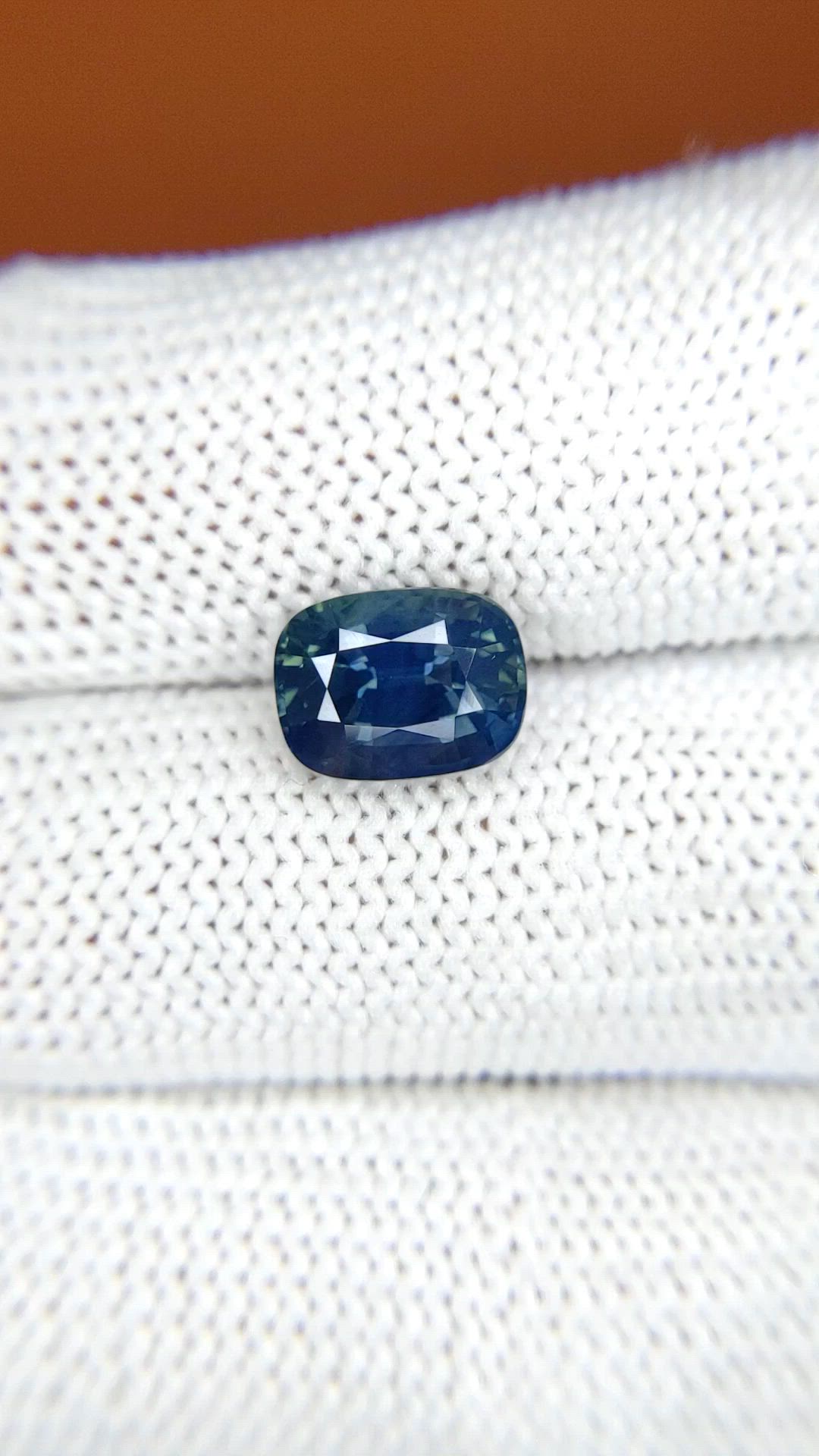 3.19 Ct. Greenish Blue Sapphire from Ceylon (Sri Lanka) Size Video